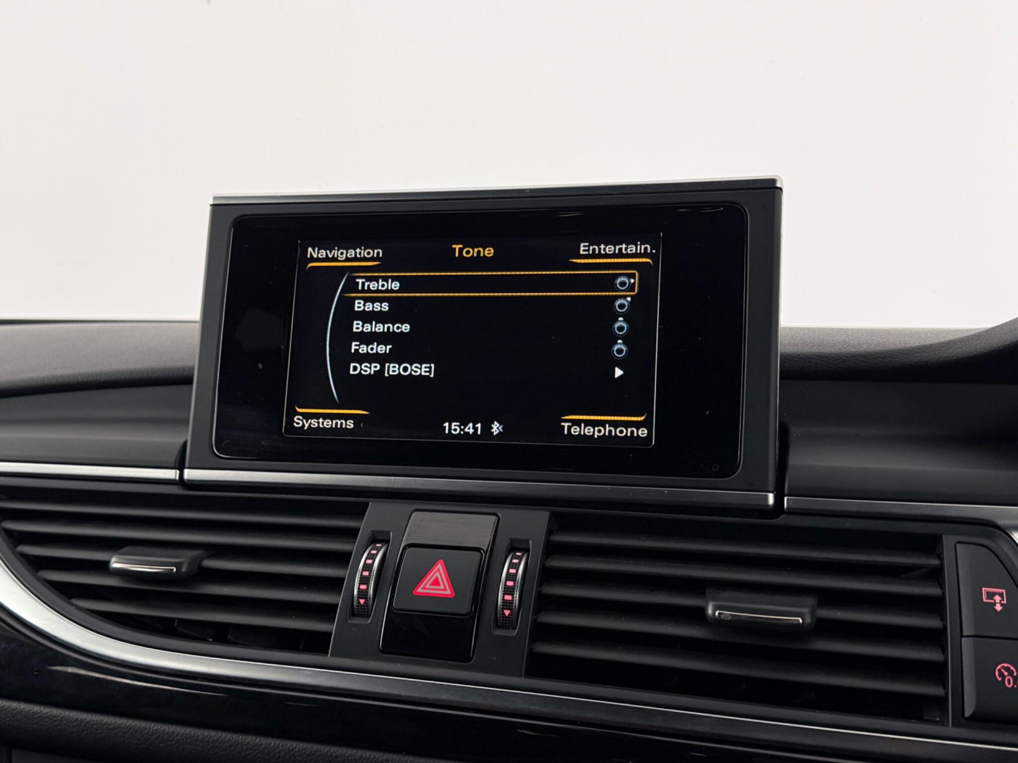 Audi A6 view 24