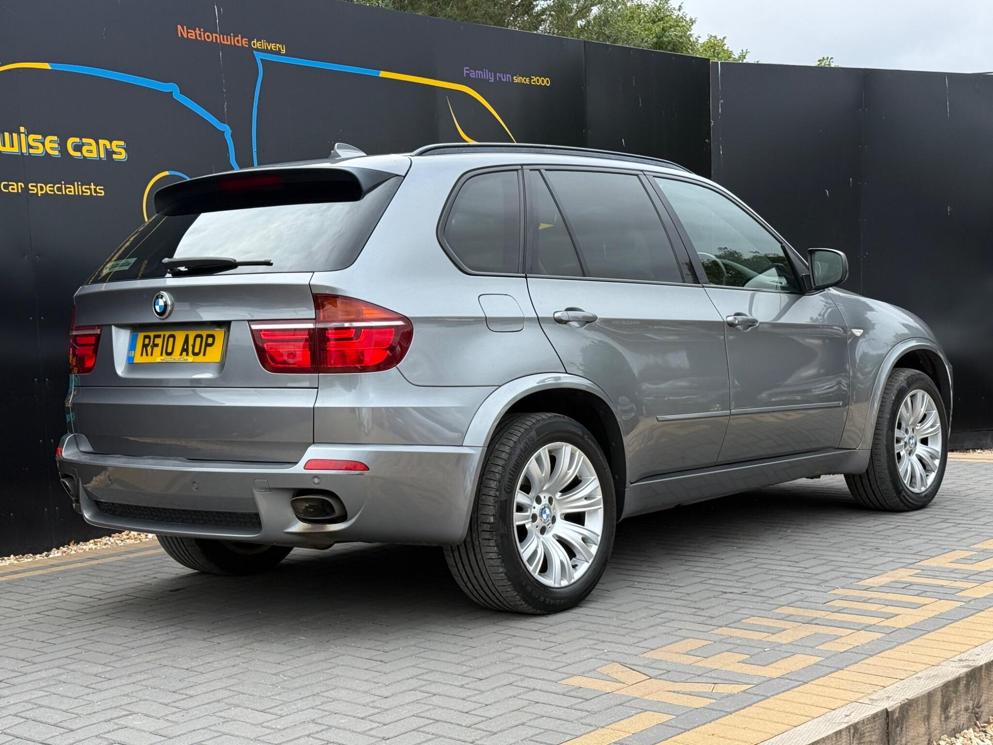 BMW X5 view 6