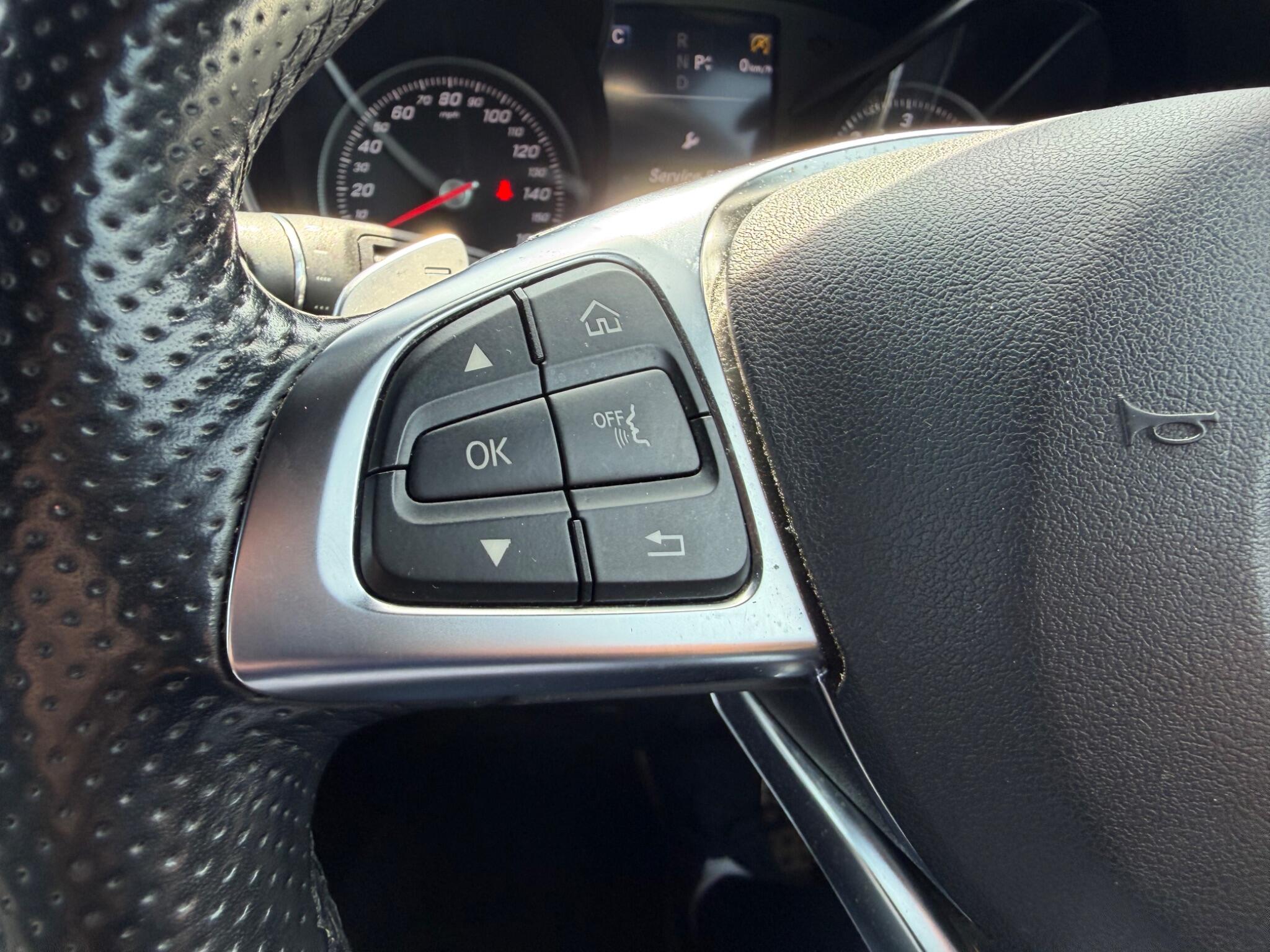 Mercedes-Benz GLC view 40