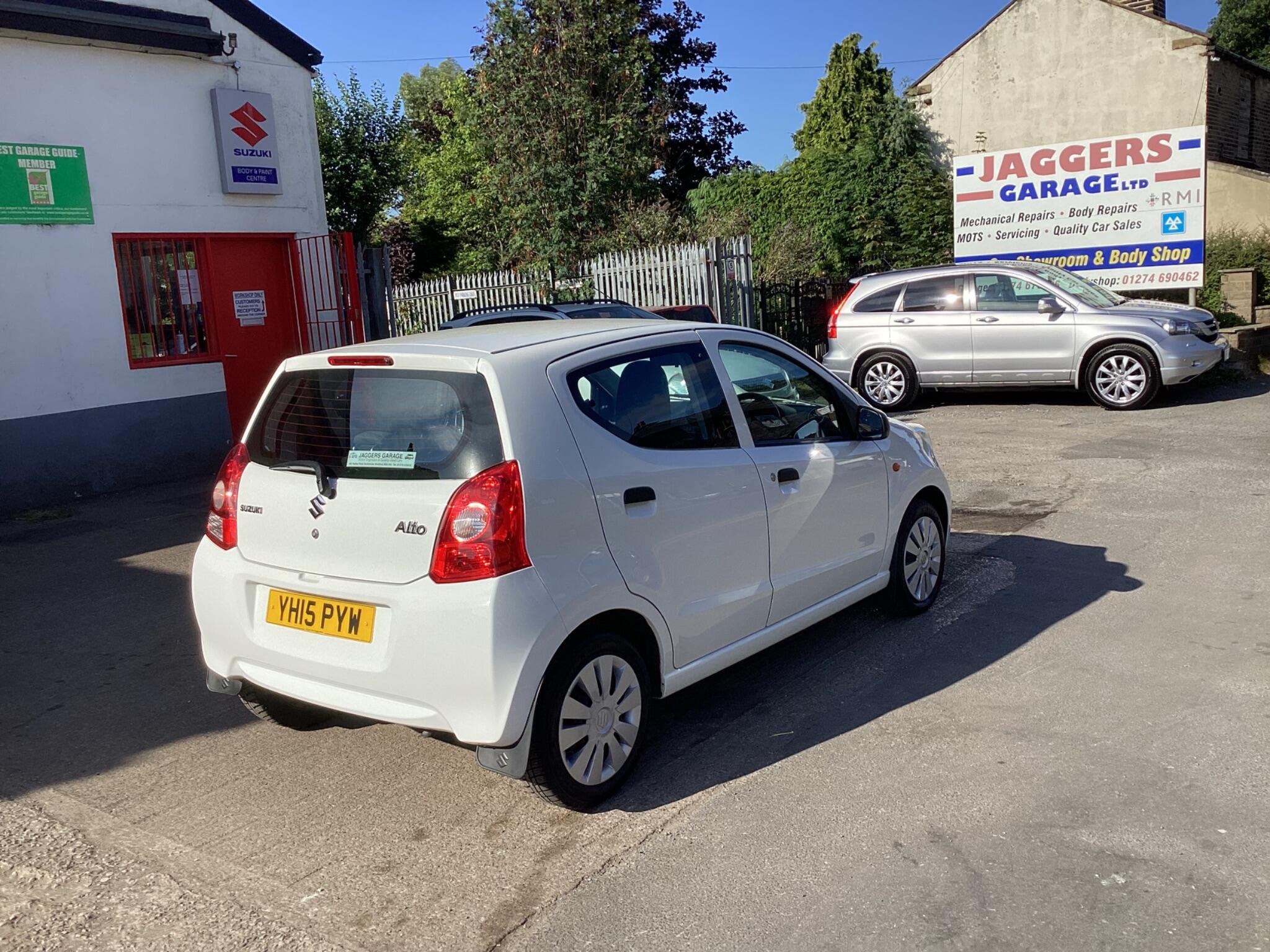 Suzuki Alto view 5