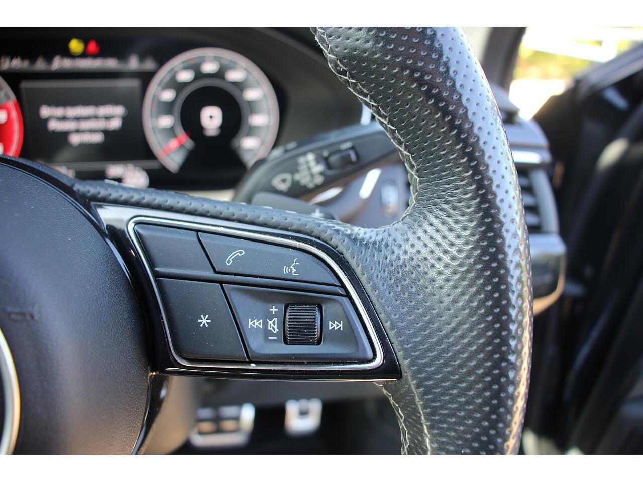 Audi A4 view 20