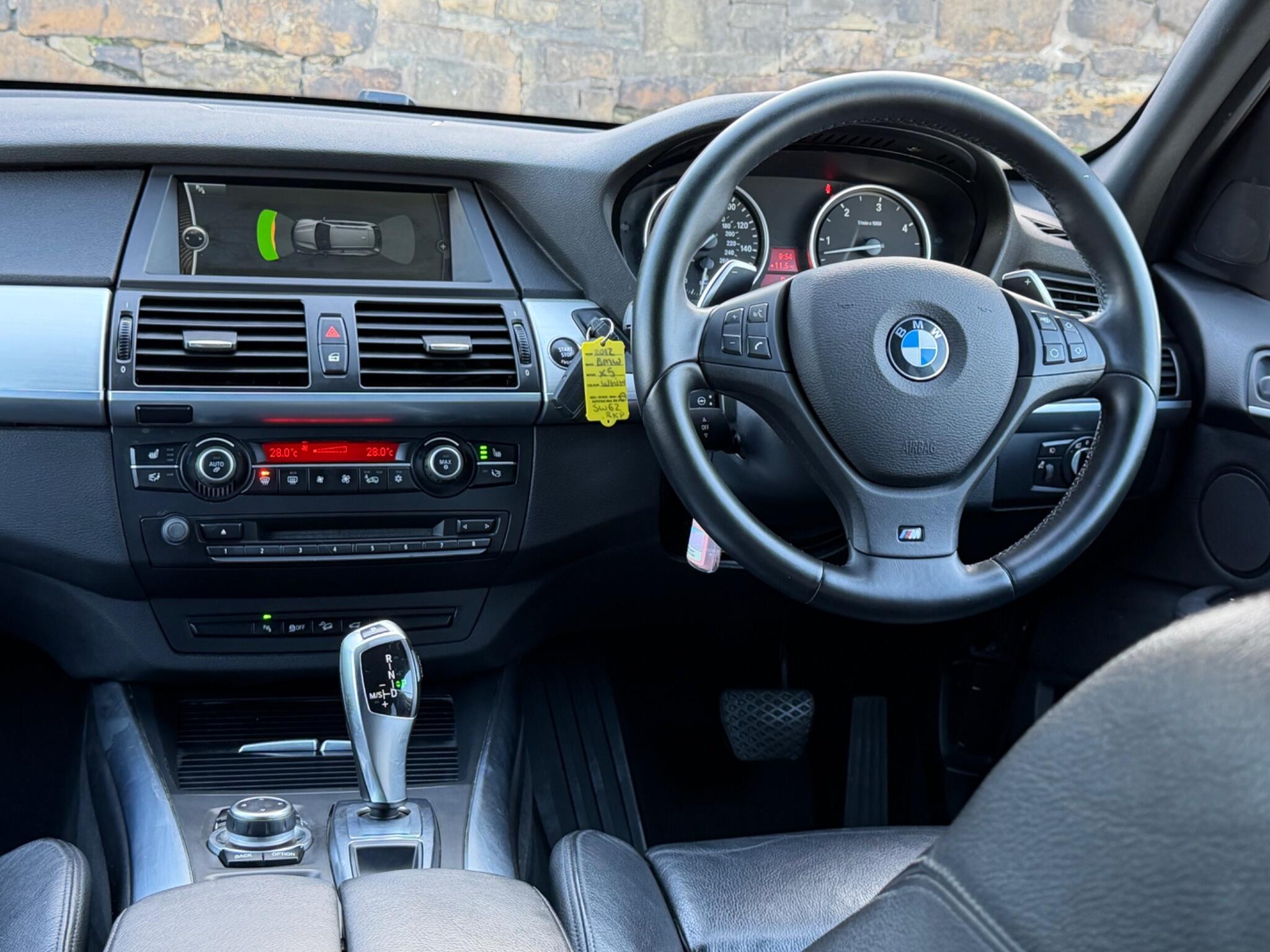 BMW X5 view 23