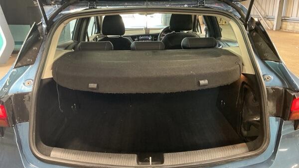 Vauxhall Astra view 7