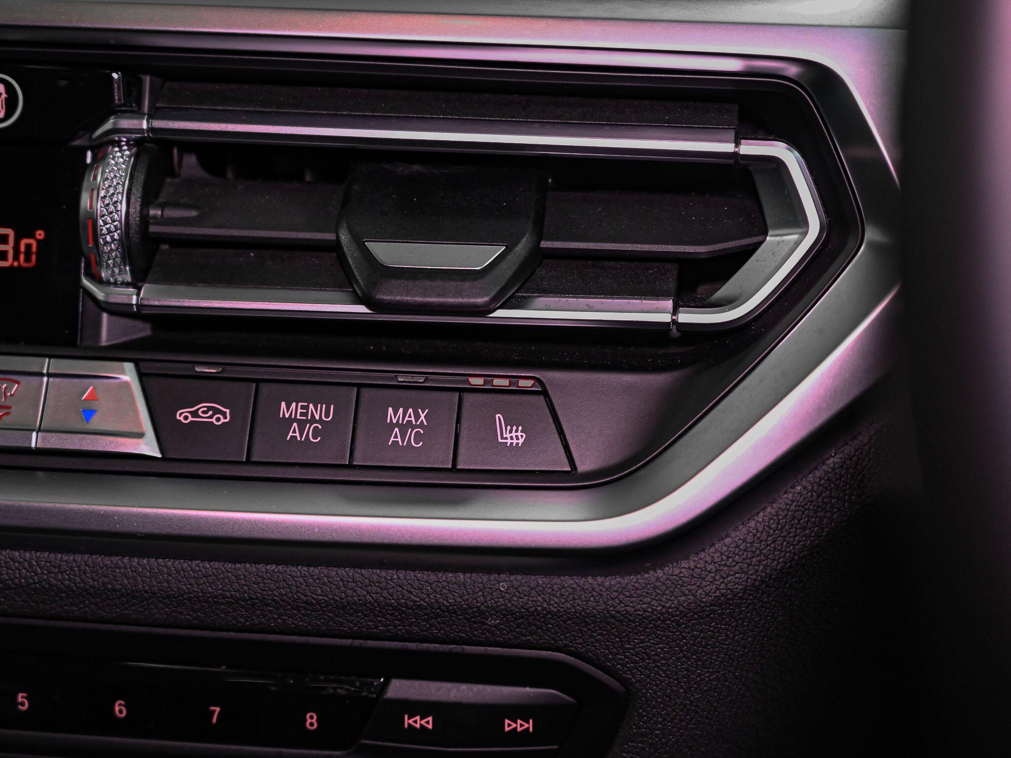 BMW 3 Series view 15