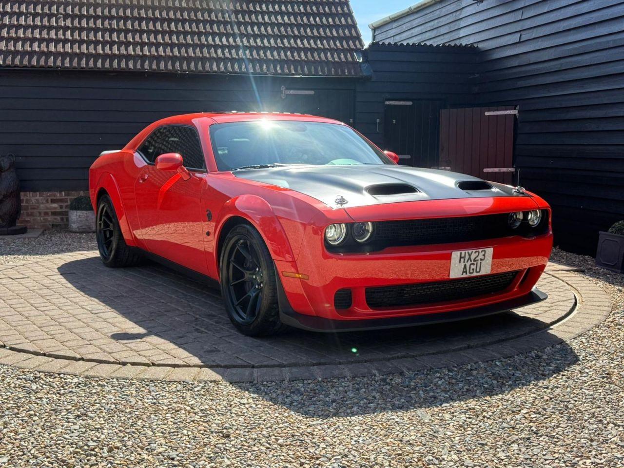 Dodge Challenger view 30