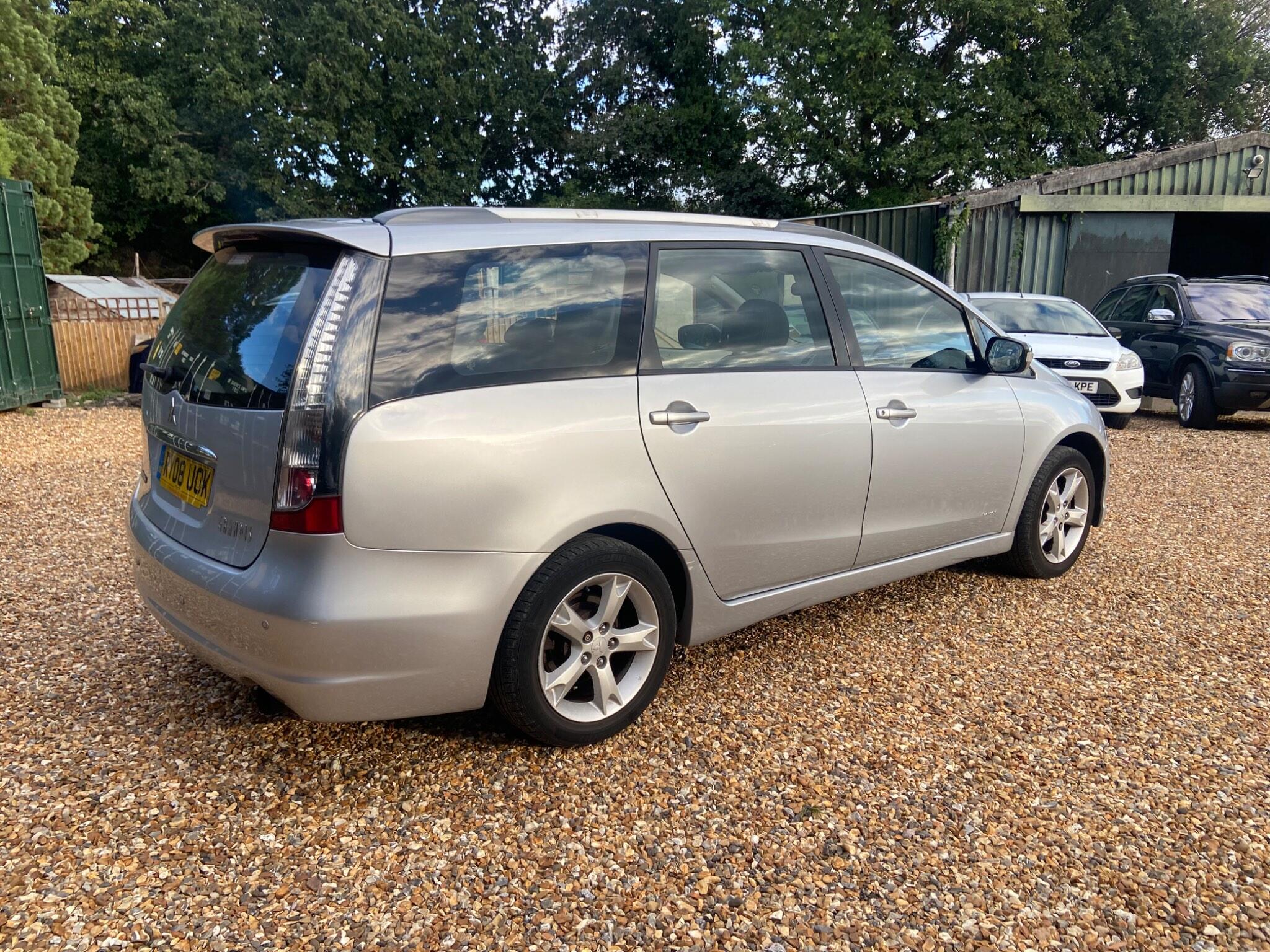 Mitsubishi Grandis