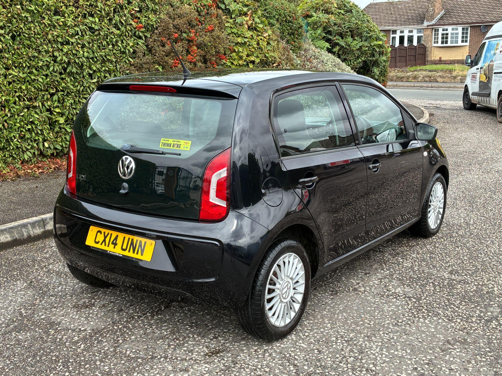 Volkswagen Up! view 6