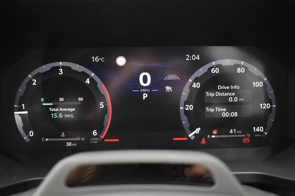 Toyota Hilux view 46