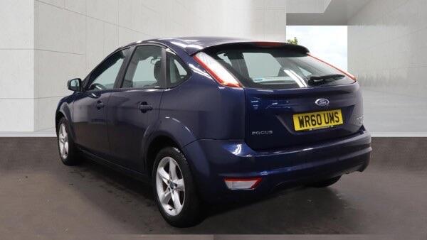 Ford Focus view 3
