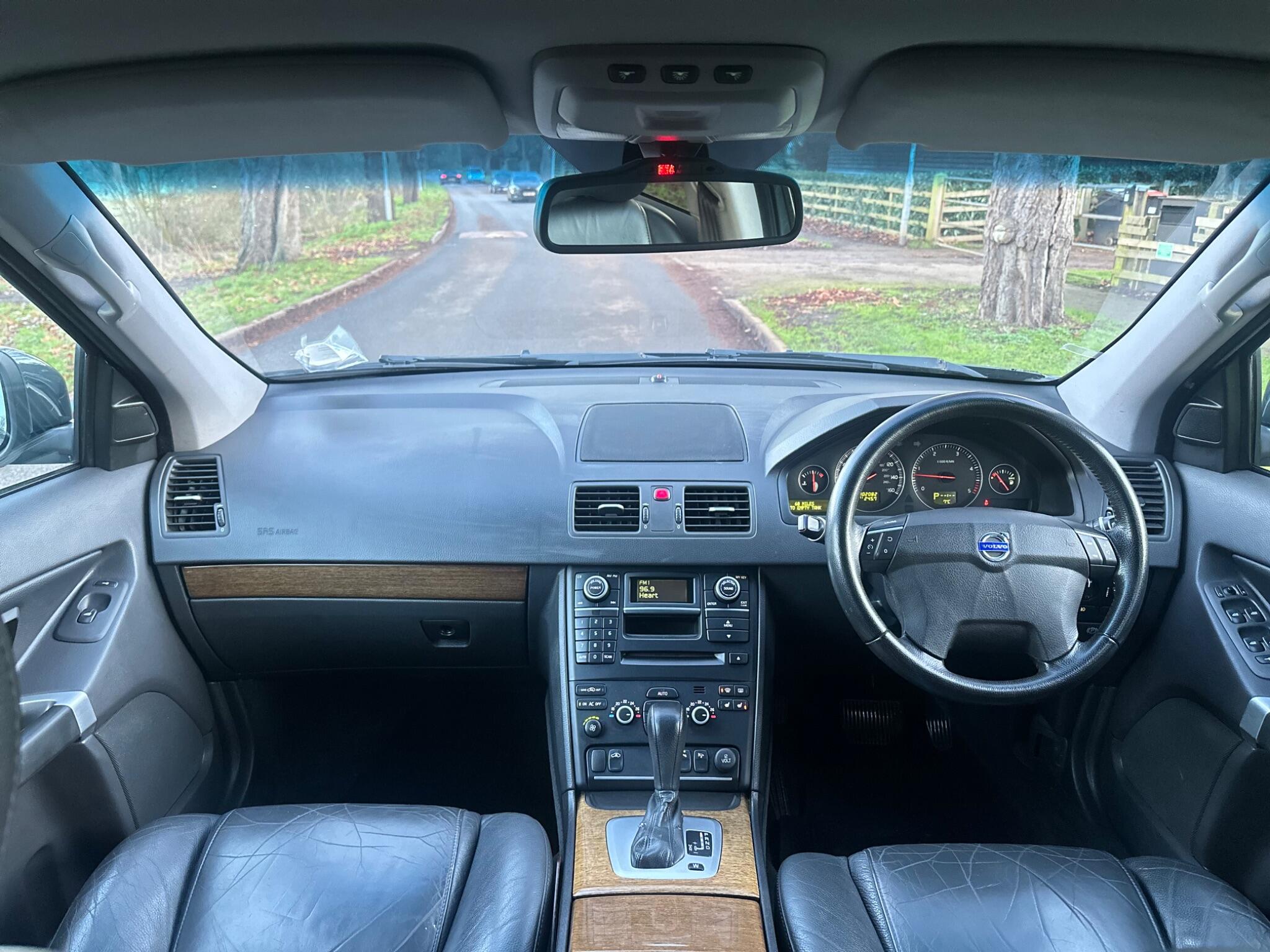 2007 Volvo XC90 image 24