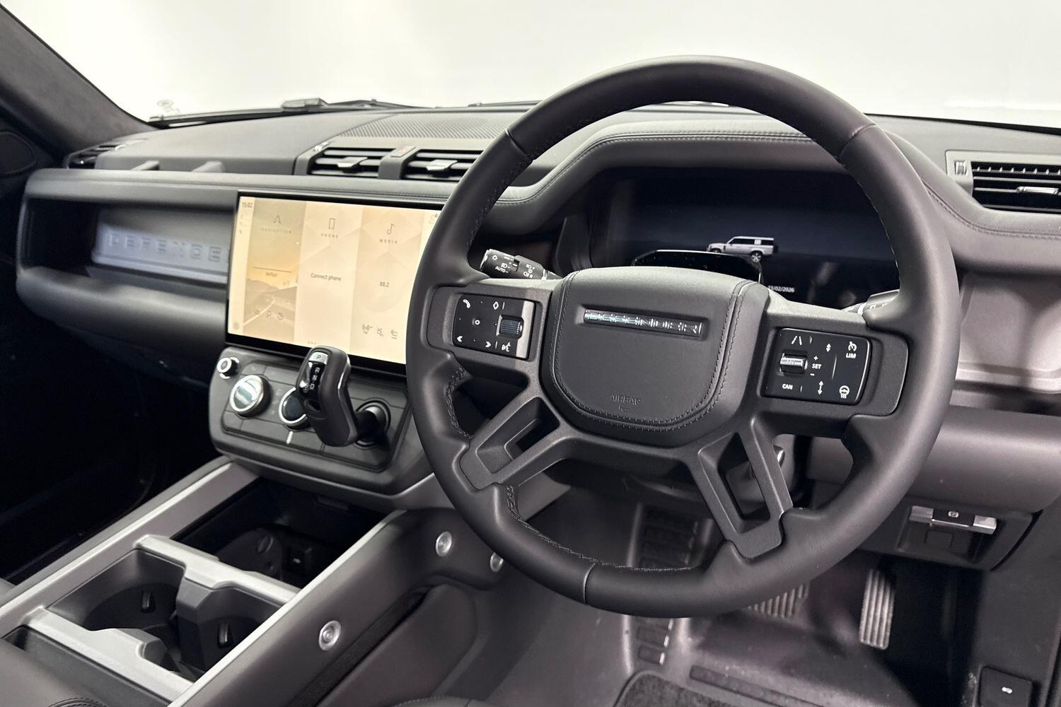 Land Rover Defender view 9
