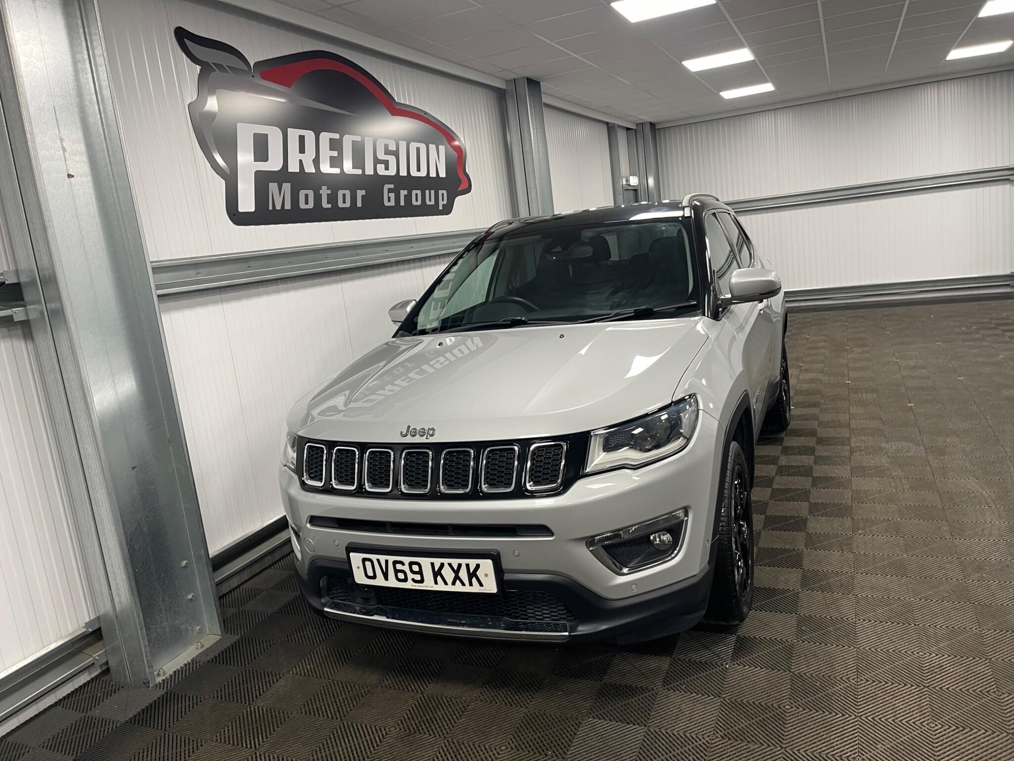Jeep Compass view 4