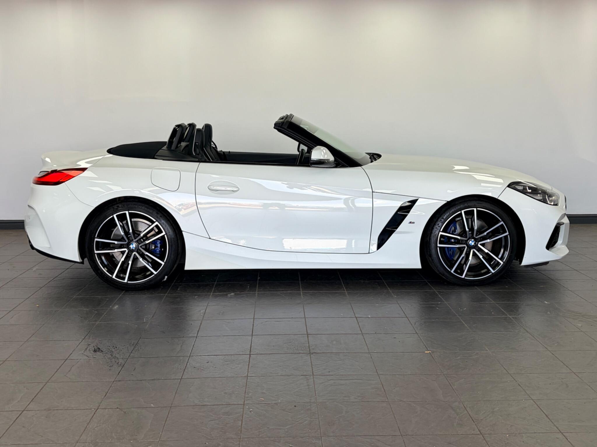 BMW Z4 view 4
