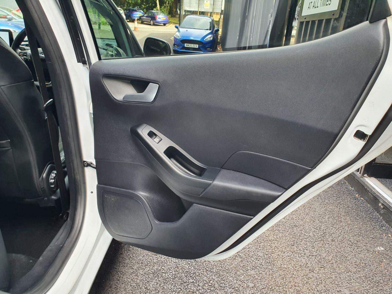 Ford Fiesta view 16