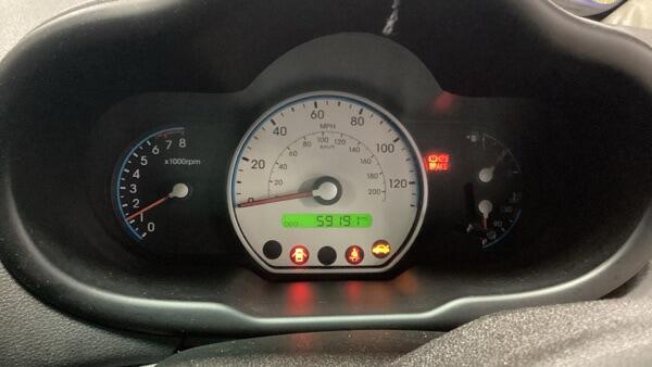 Hyundai I10 view 10