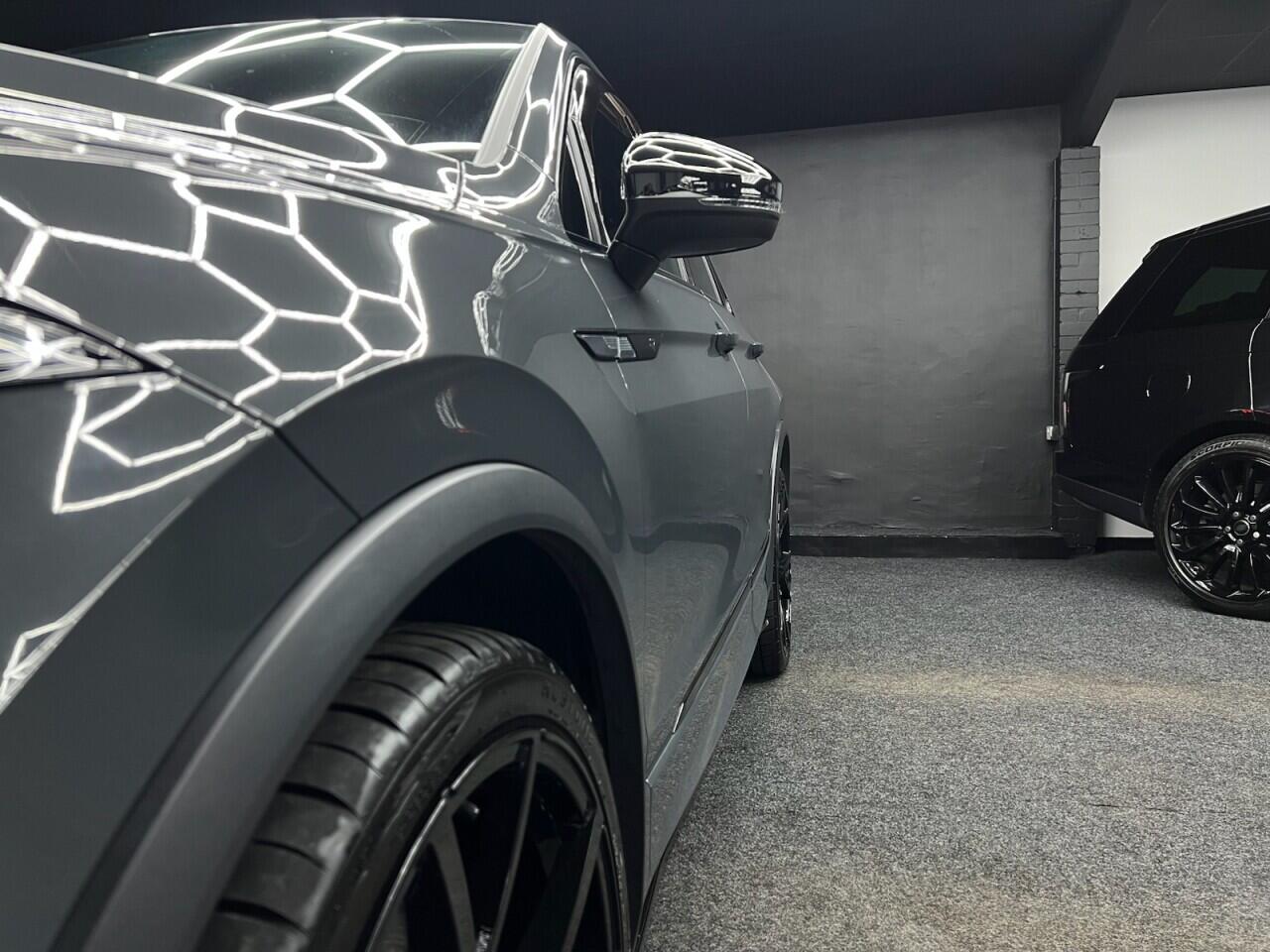 Volkswagen Tiguan view 26