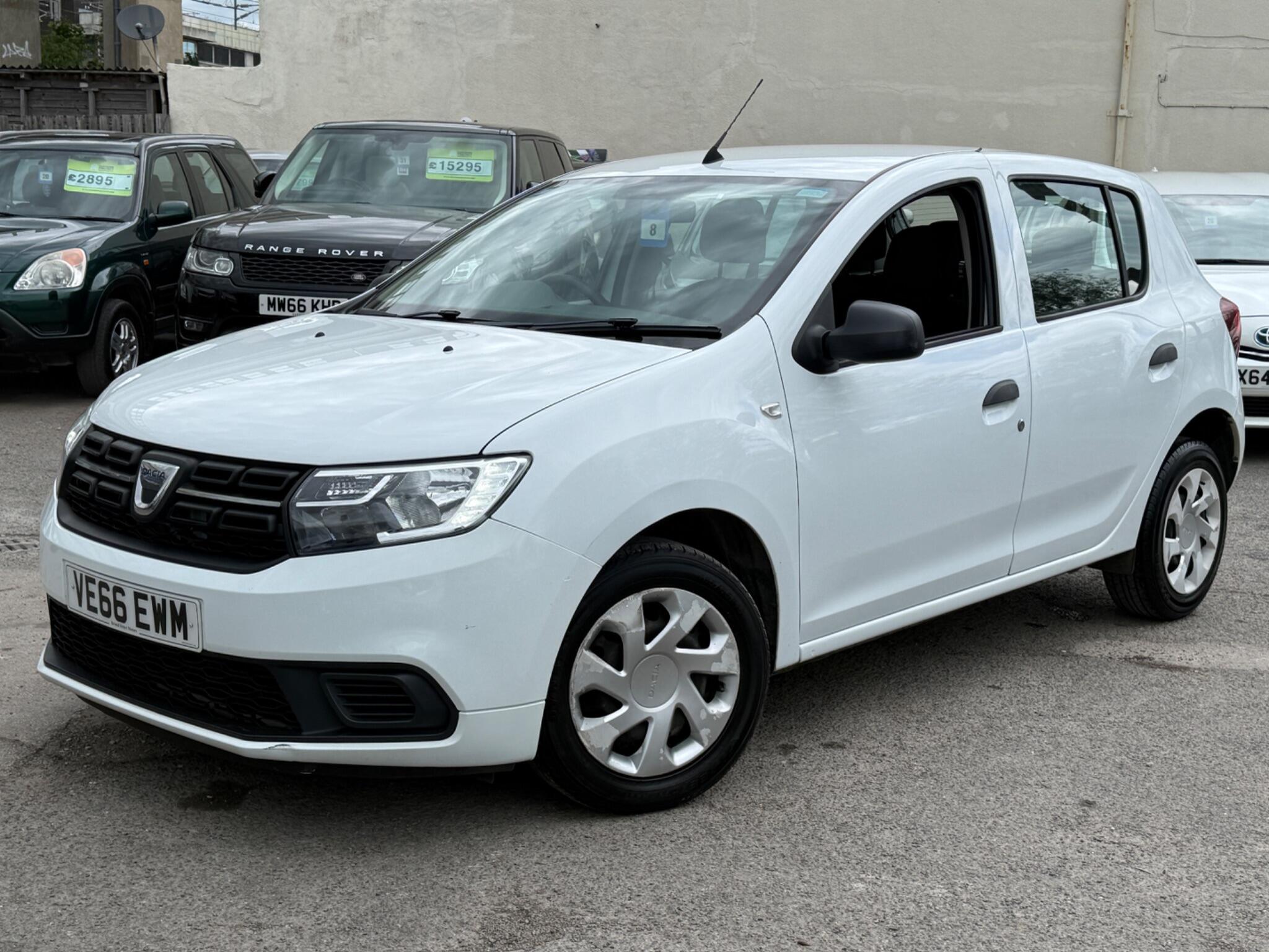 Dacia Sandero - Image 9
