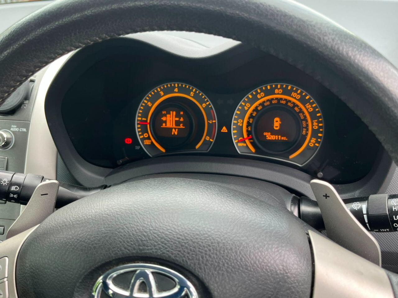 Toyota Auris view 13