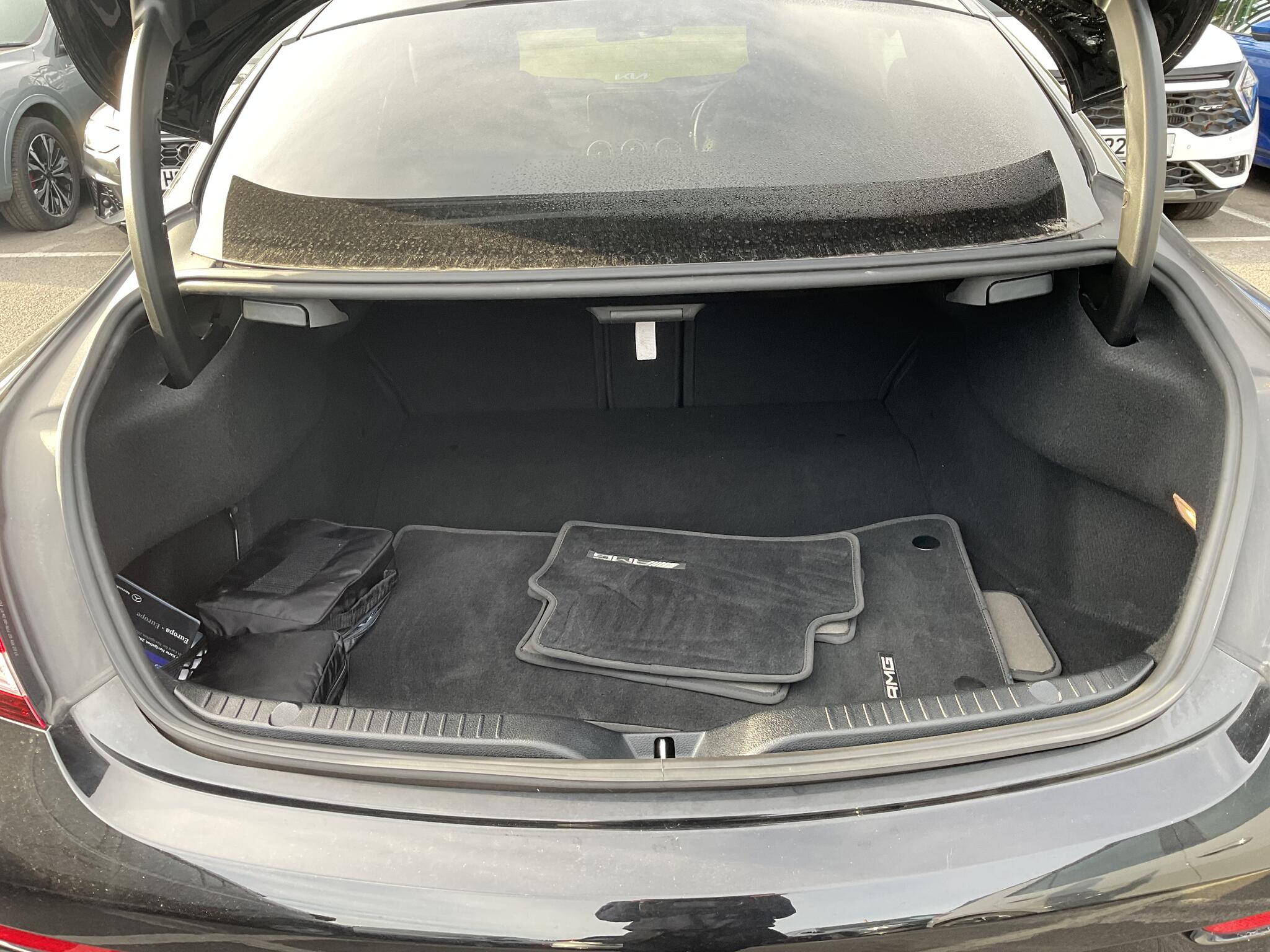 Mercedes-Benz C-Class view 15