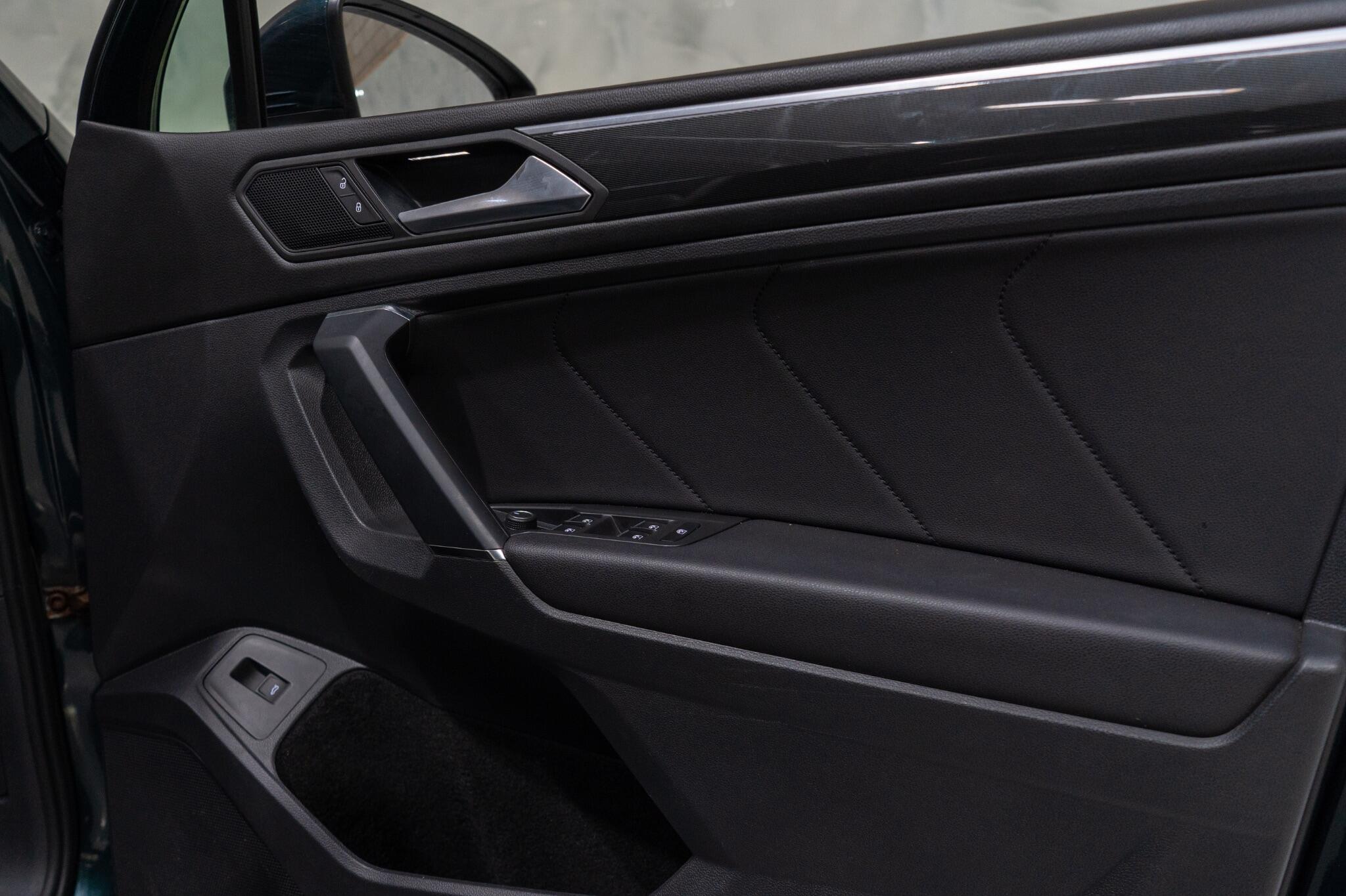 Volkswagen Tiguan Allspace view 26
