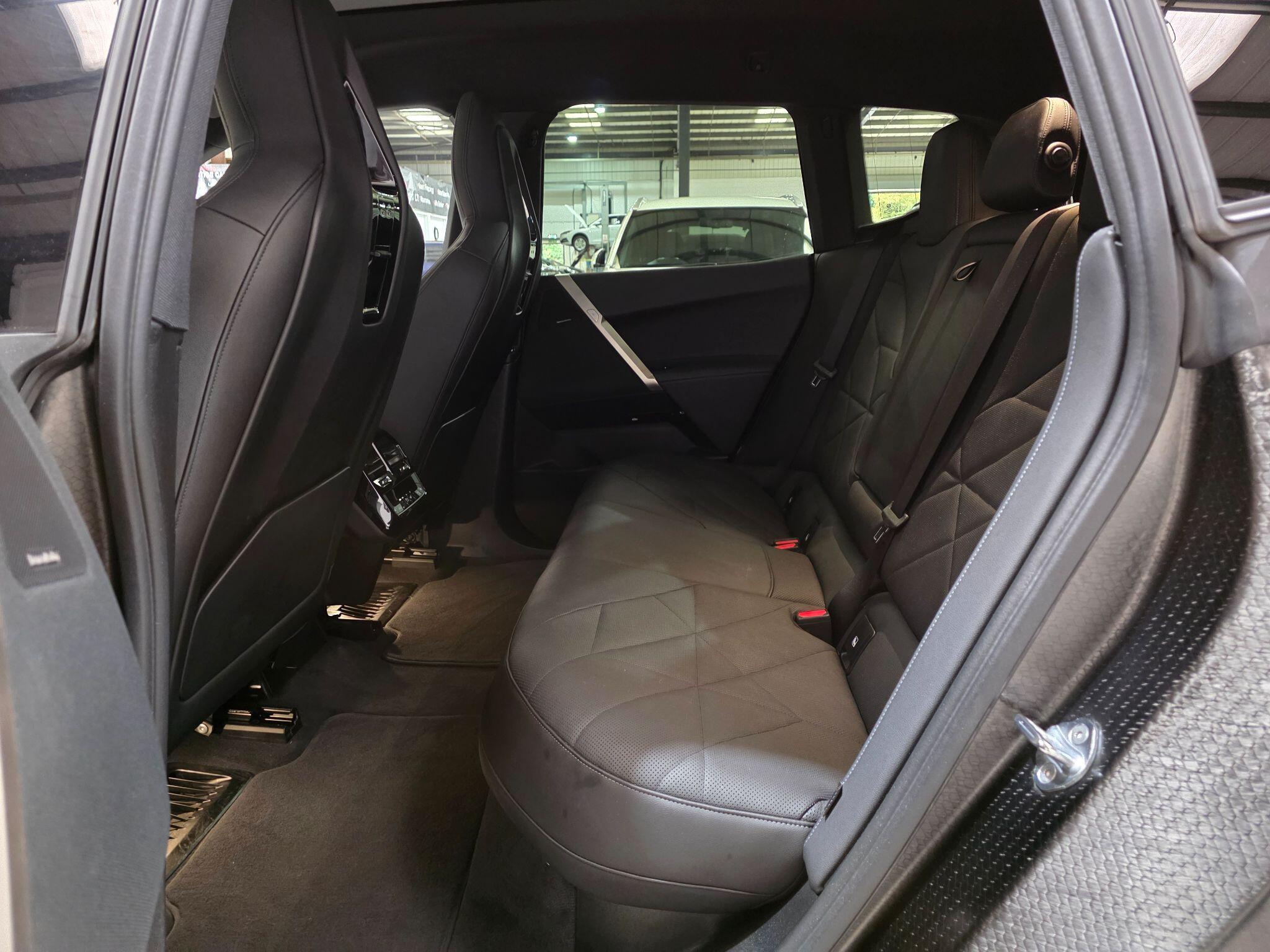 BMW Ix view 32
