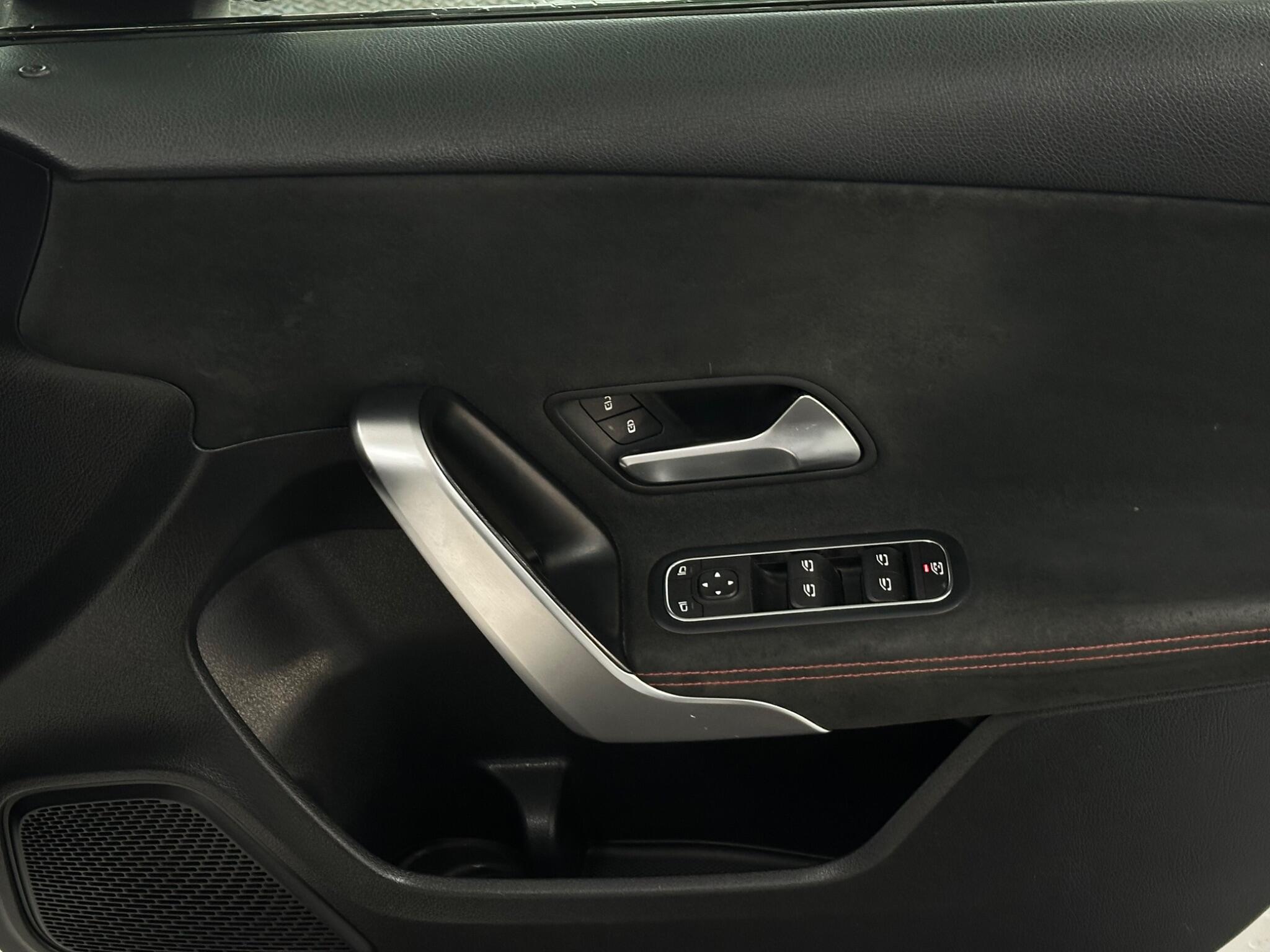 Mercedes-Benz A Class view 19