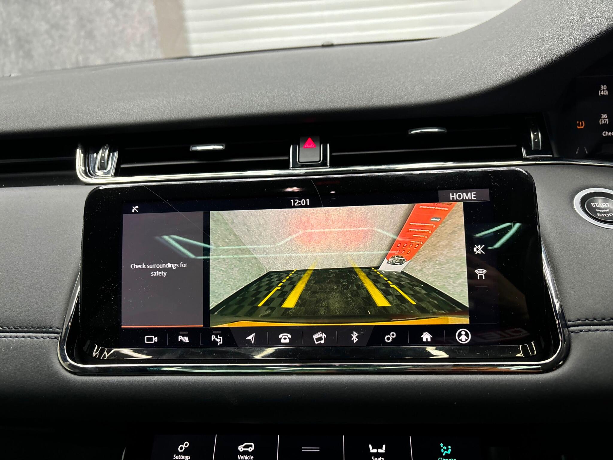 Land Rover Range Rover Evoque view 14