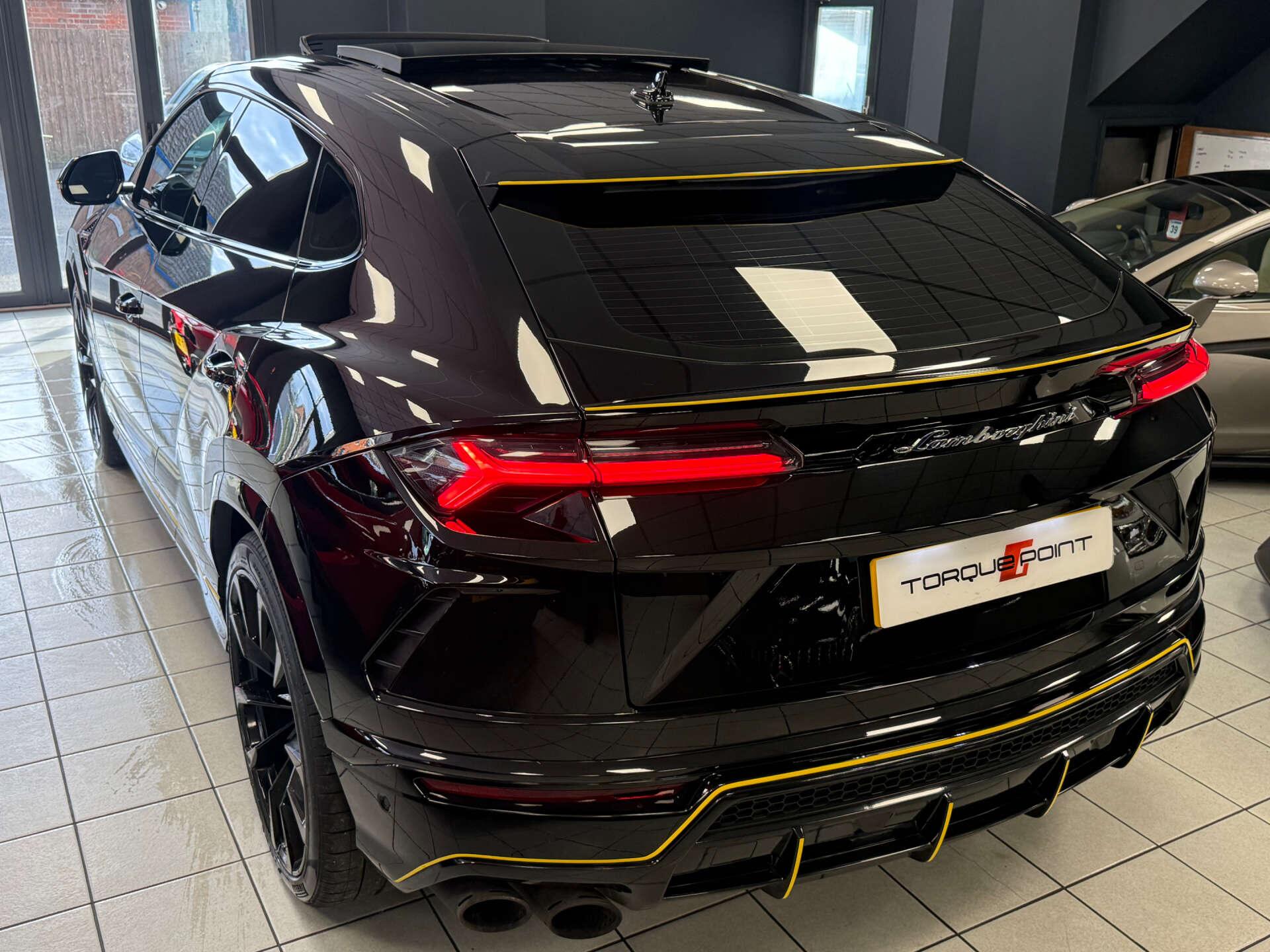 Lamborghini Urus view 27