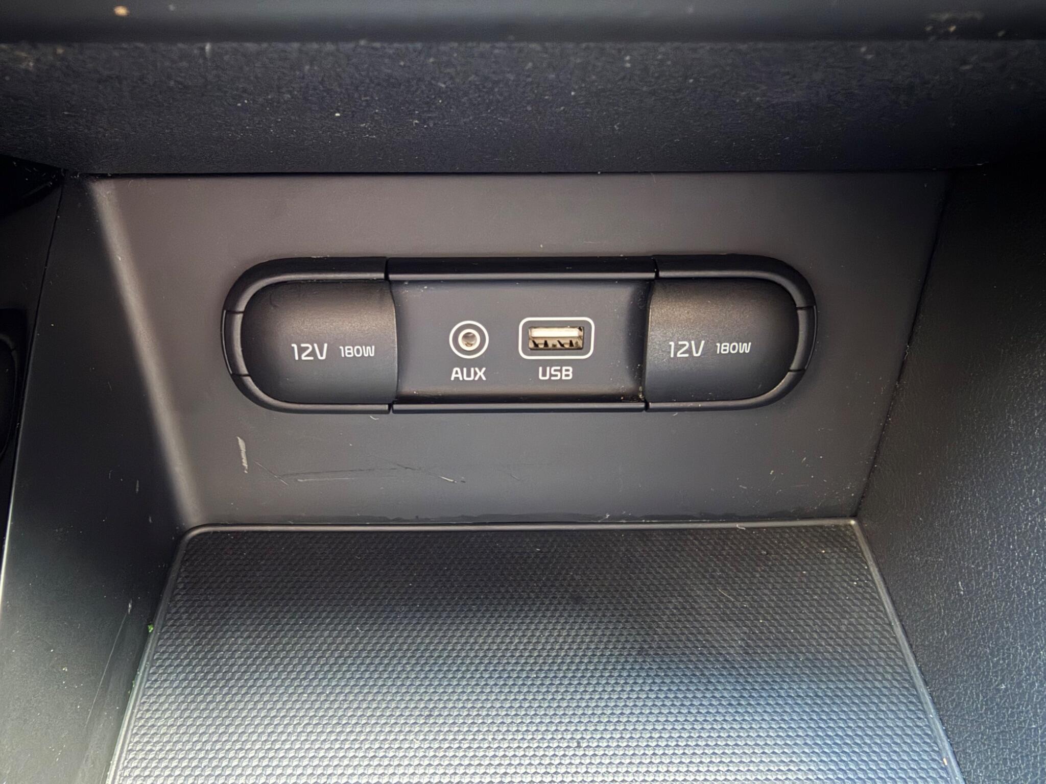 Kia Niro view 23
