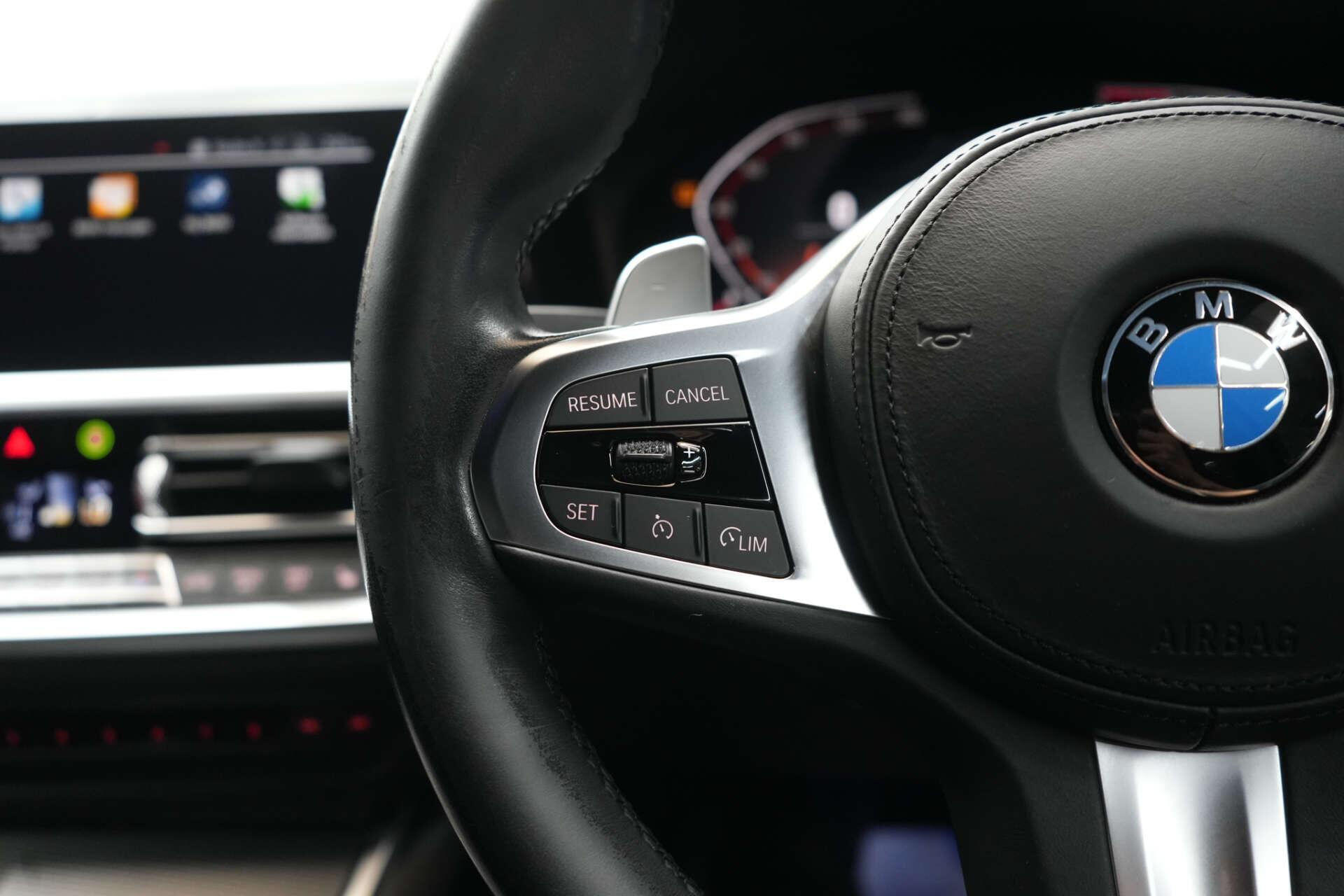 BMW 3 Series view 40