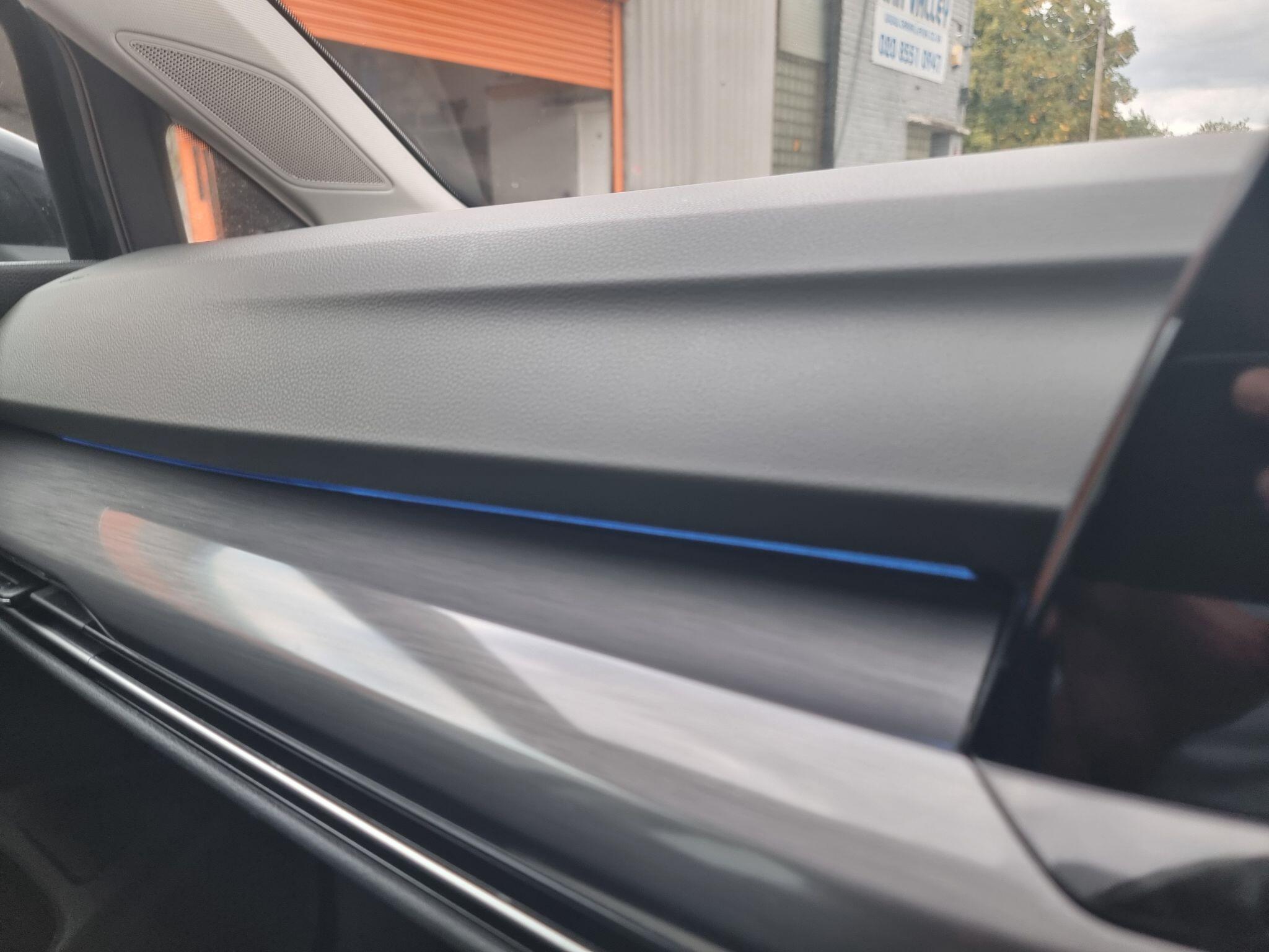 Volkswagen Golf view 38