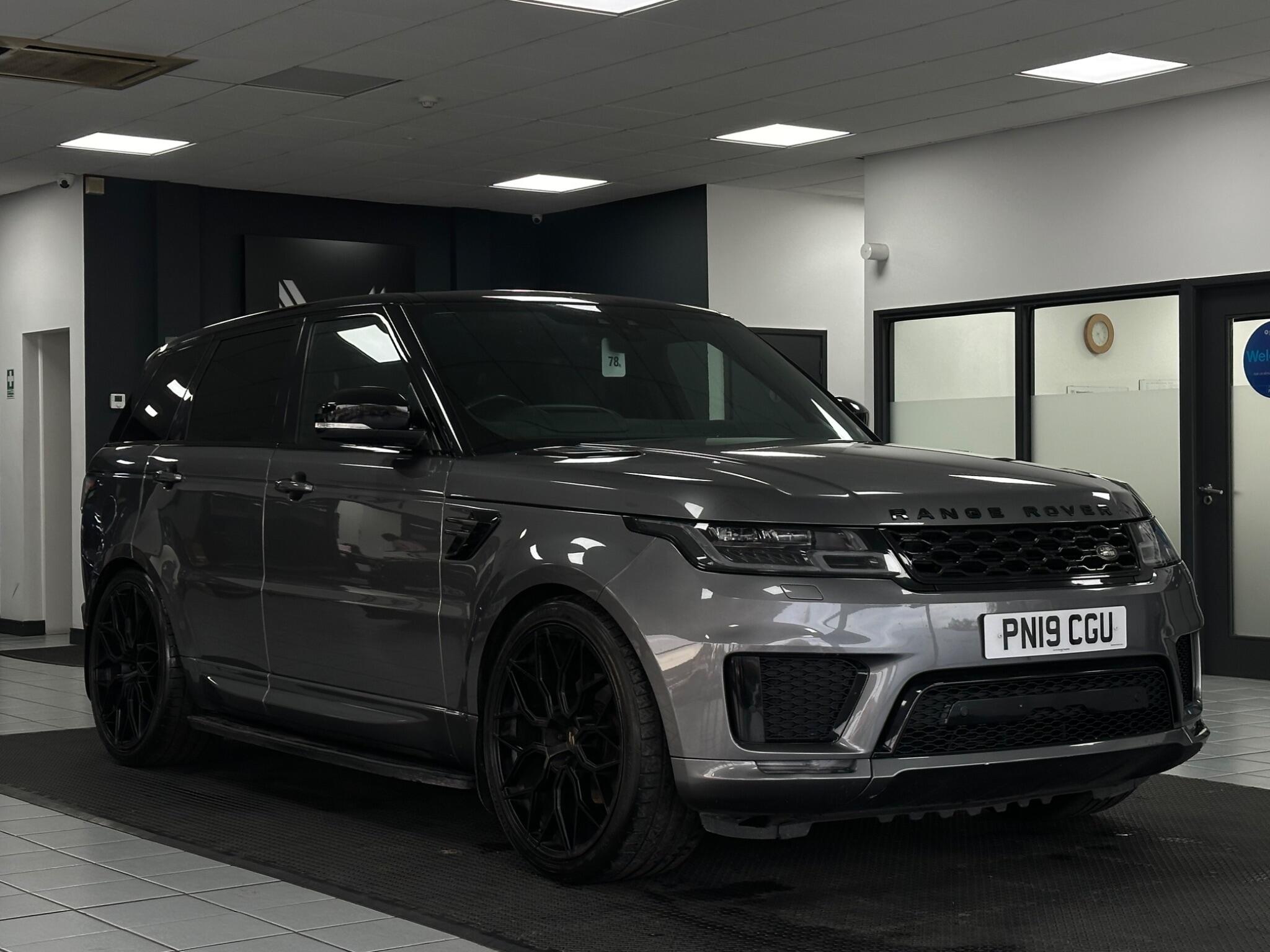 Land Rover Range Rover Sport view 5