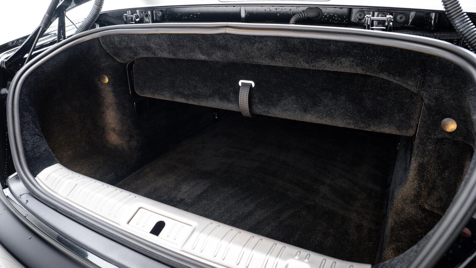 Rolls-Royce Dawn view 49
