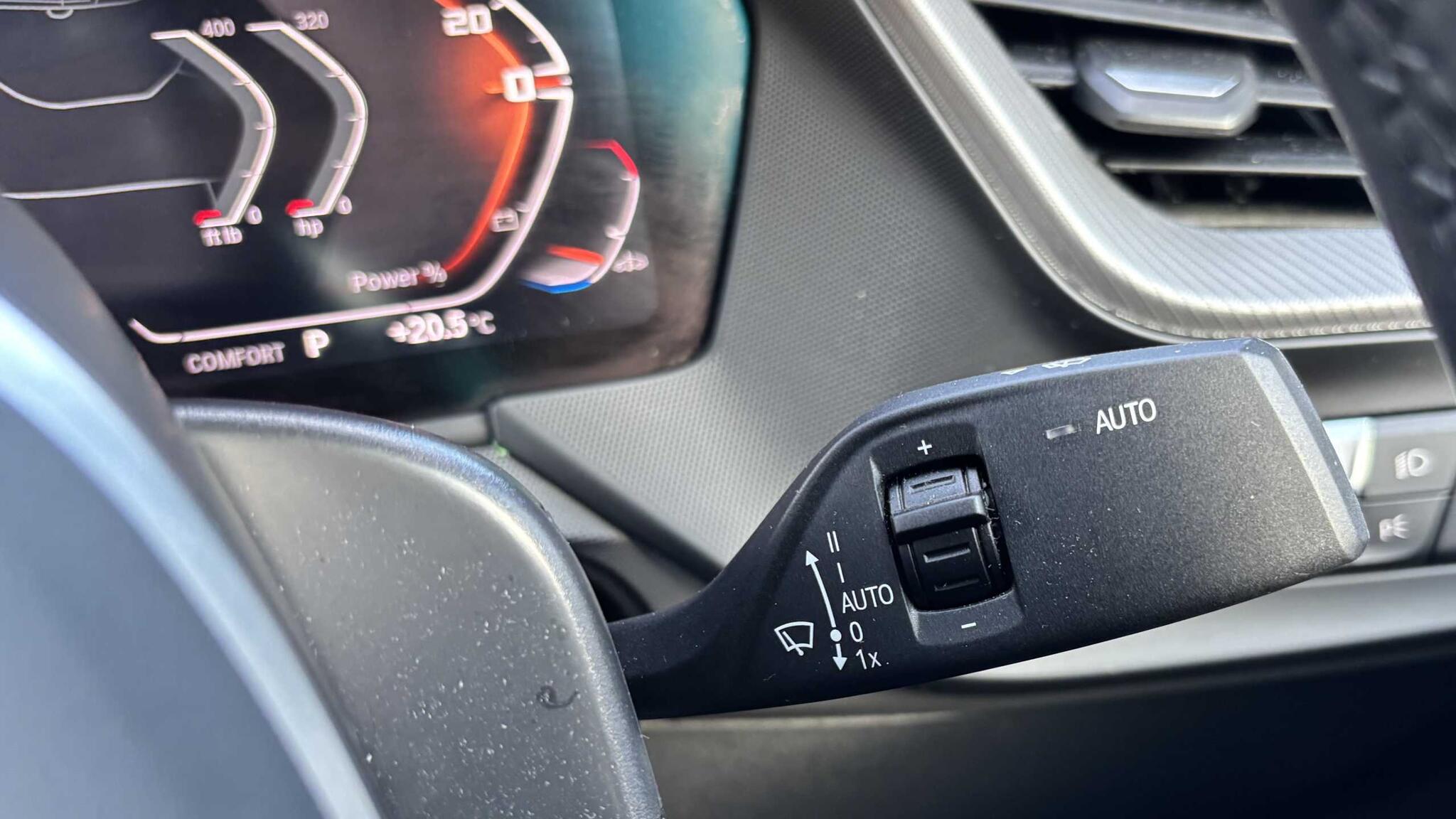 BMW 2 Series view 28