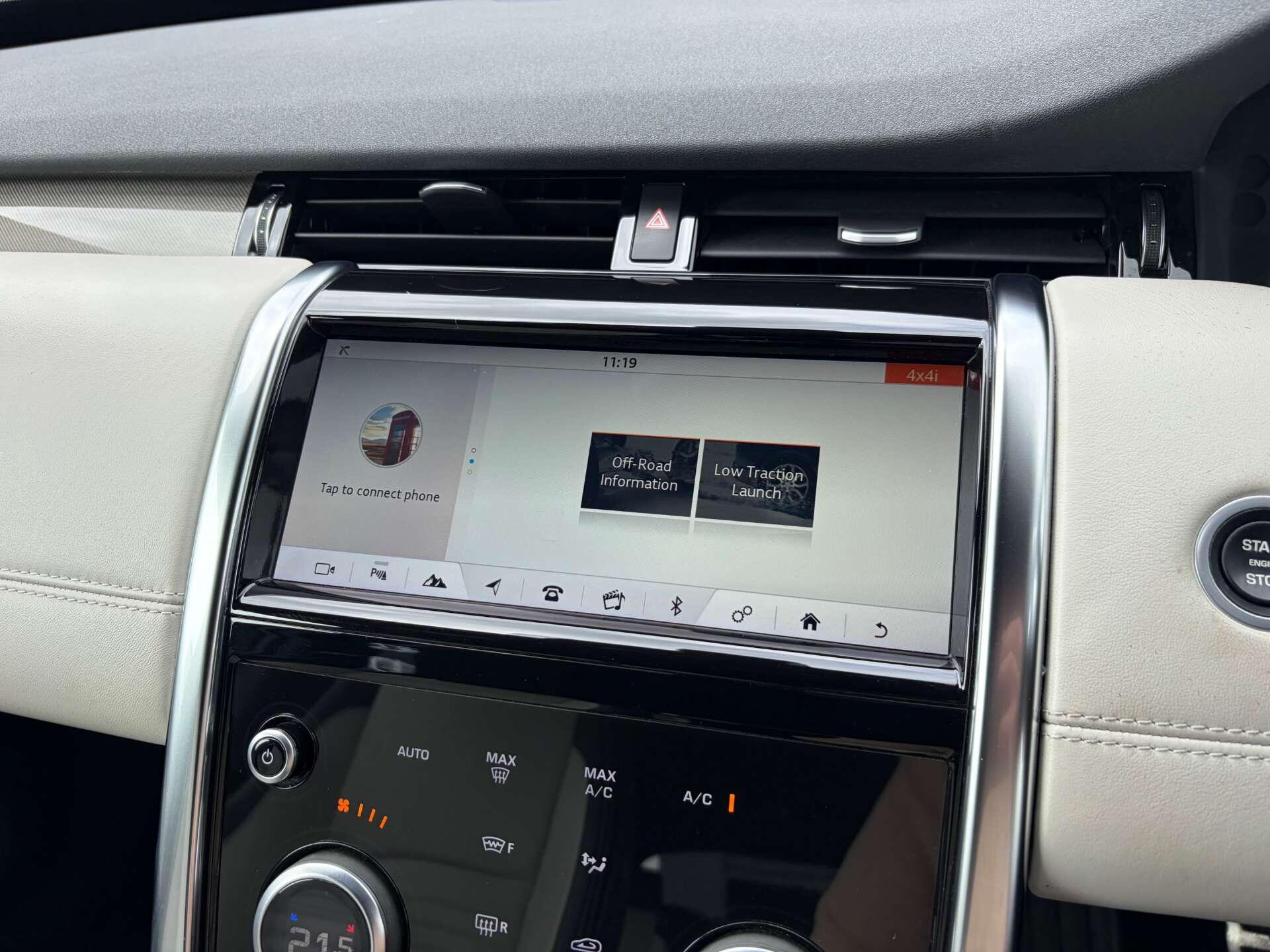 Land Rover Discovery Sport view 62