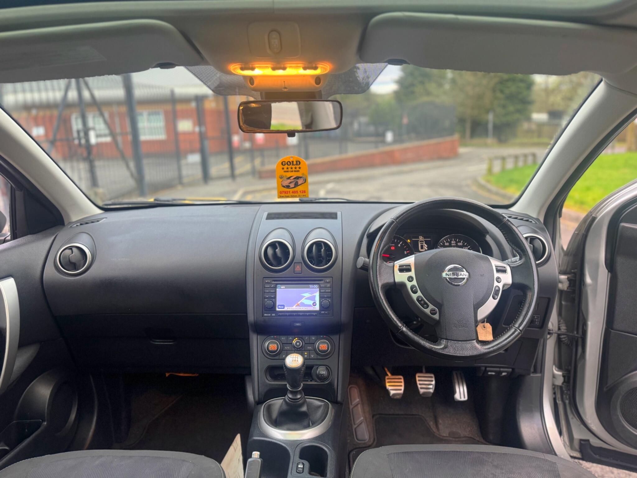 2012 Nissan Qashqai 1.5 dCi n-tec+ 2WD Euro 5 5dr image 14