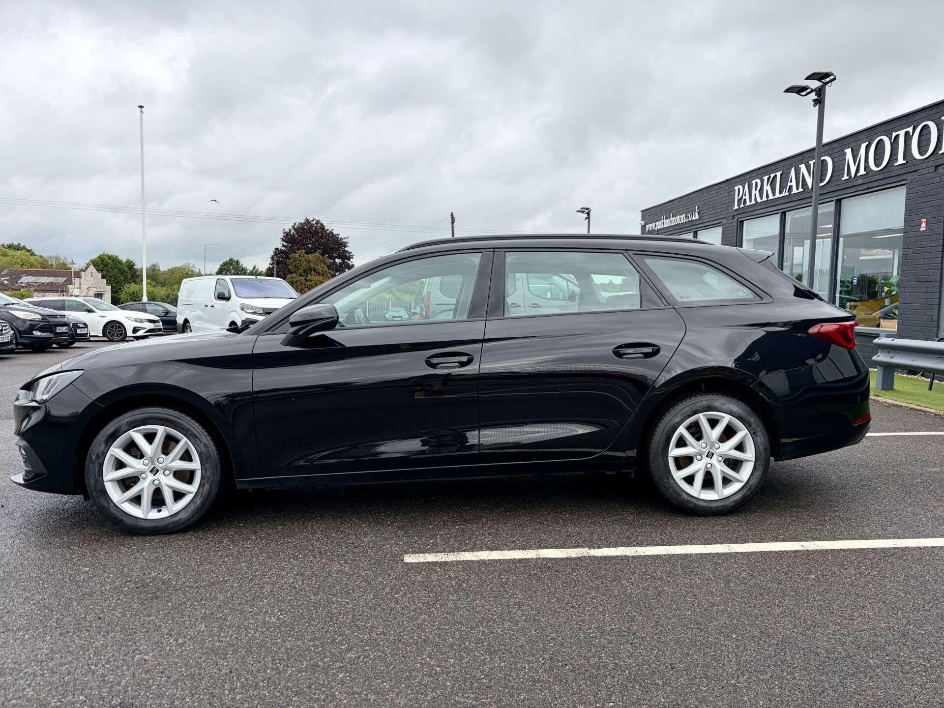 Seat Leon Leon view 5