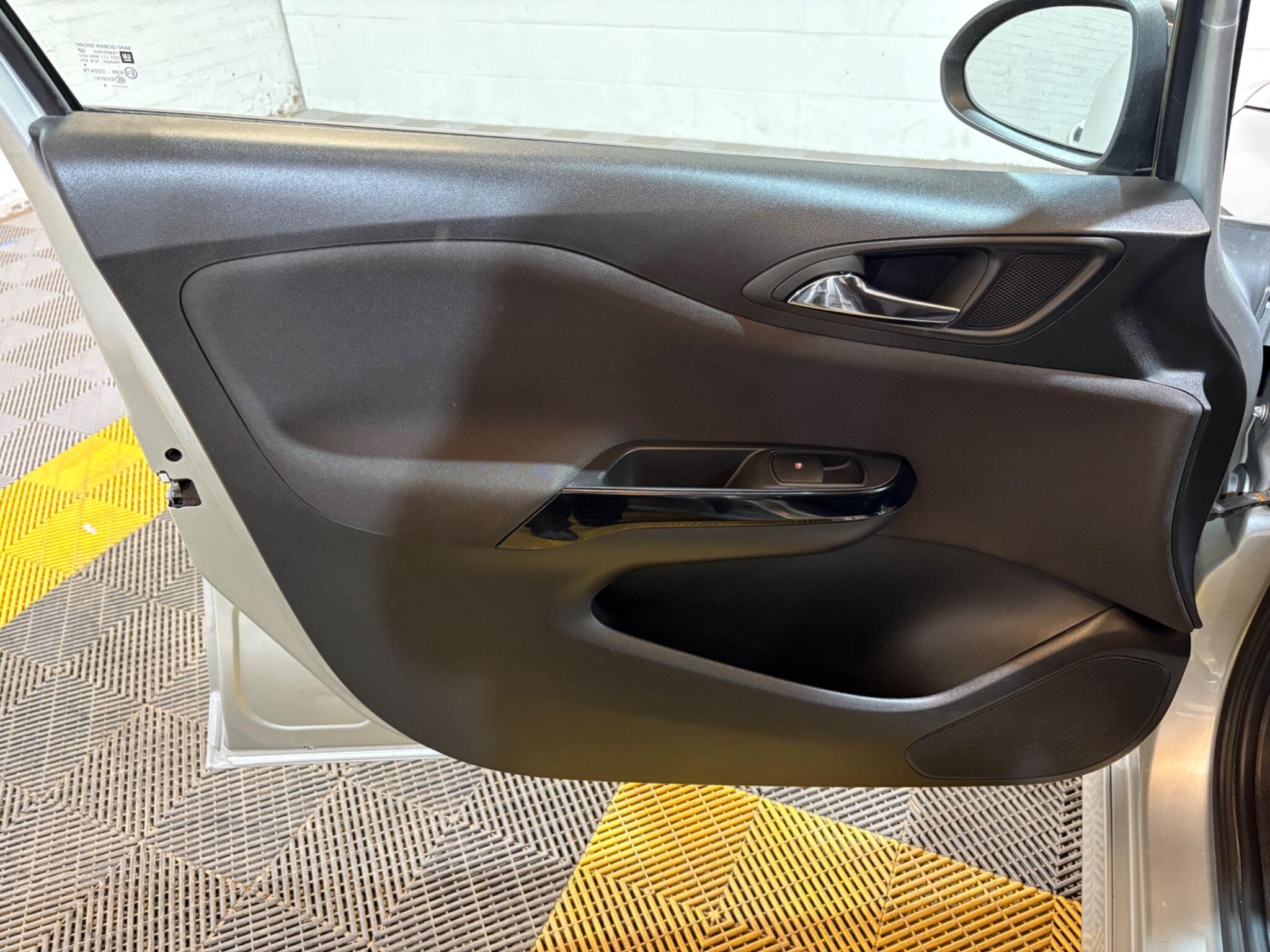 Vauxhall Corsa view 61