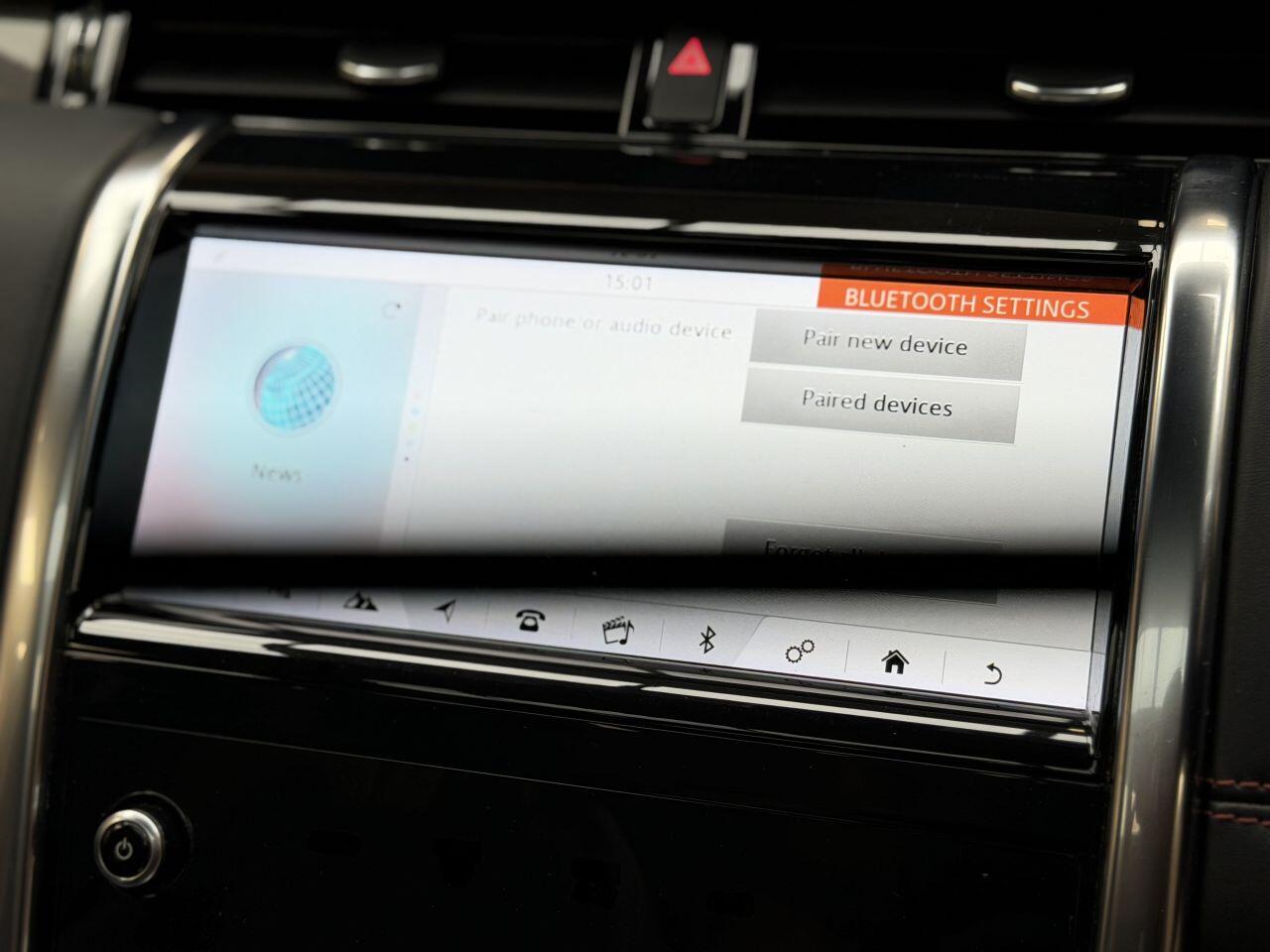 Land Rover Discovery Sport view 48