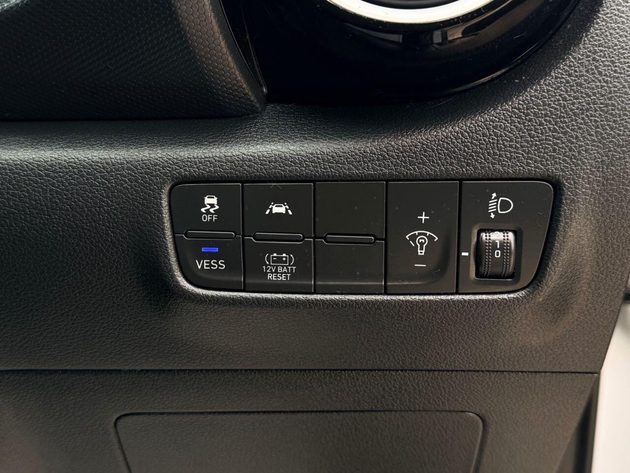 Hyundai Kona view 25