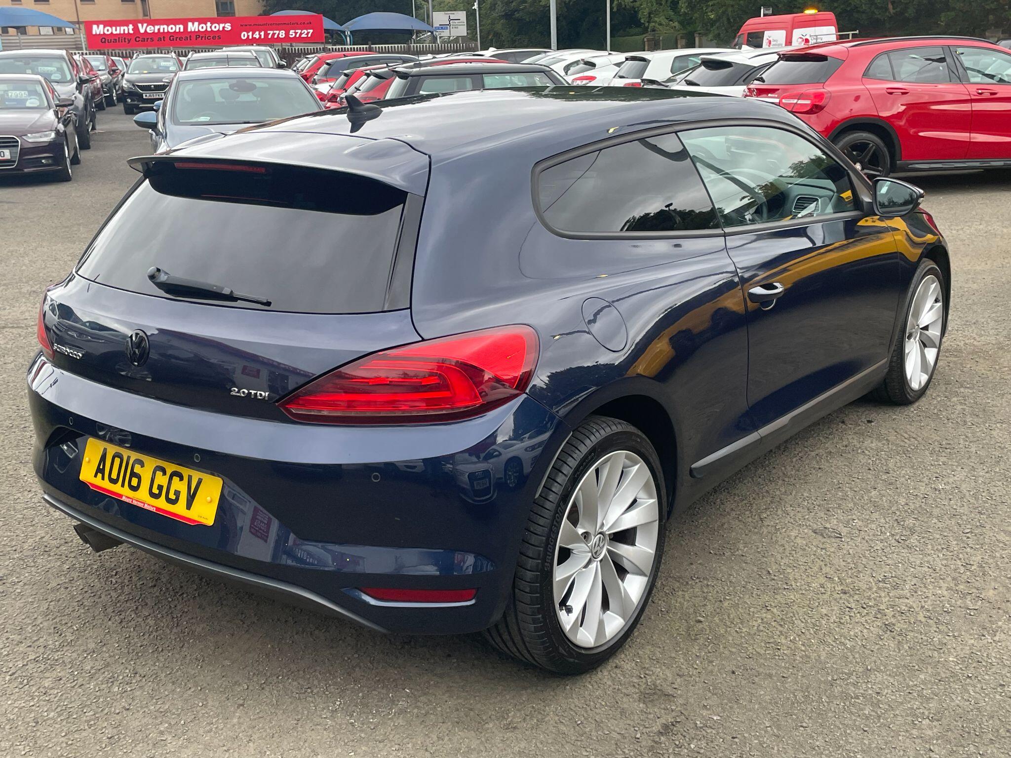 Volkswagen Scirocco view 11