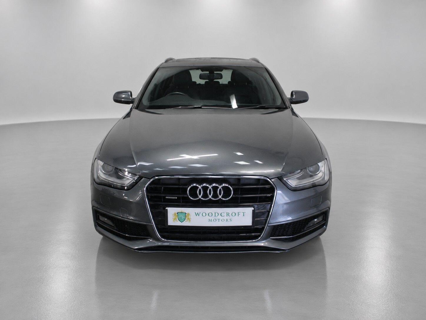 Audi A4 view 13