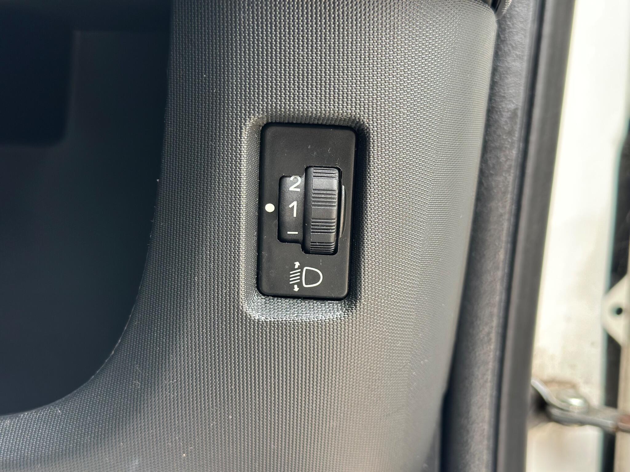 Toyota Aygo view 41
