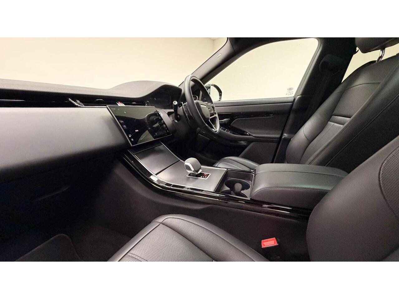 Land Rover Range Rover Evoque view 29