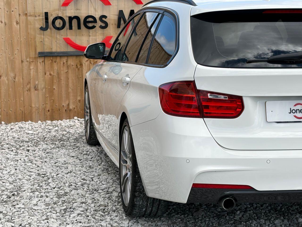 BMW 3 Series view 13