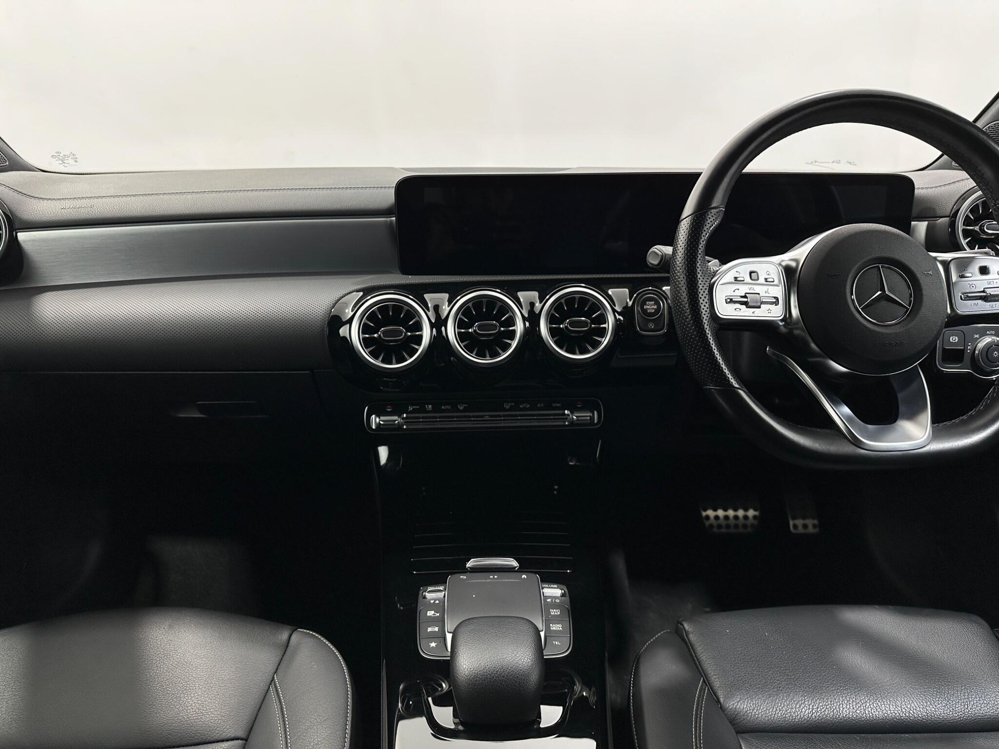 Mercedes-Benz CLA view 21
