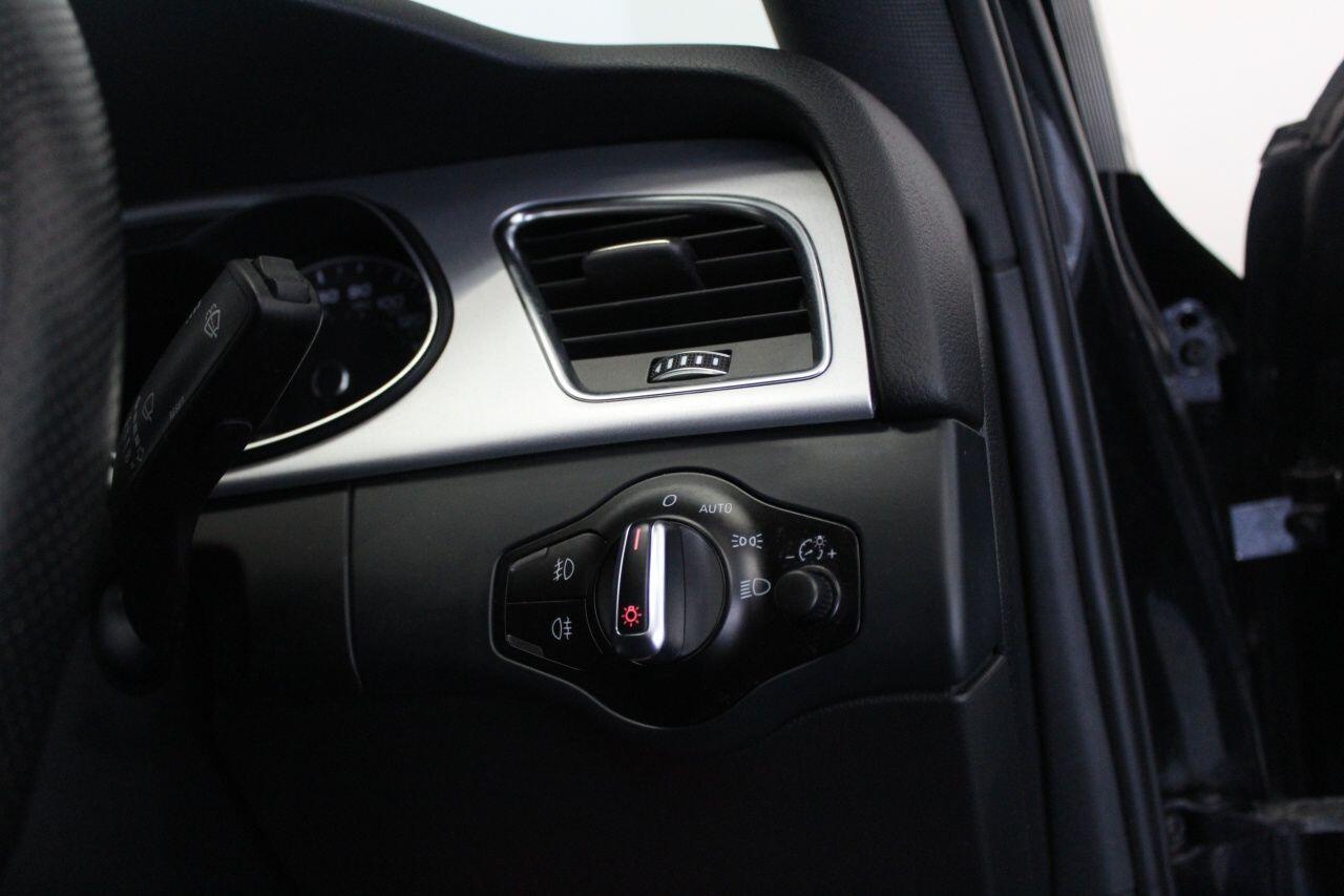 Audi A4 view 50