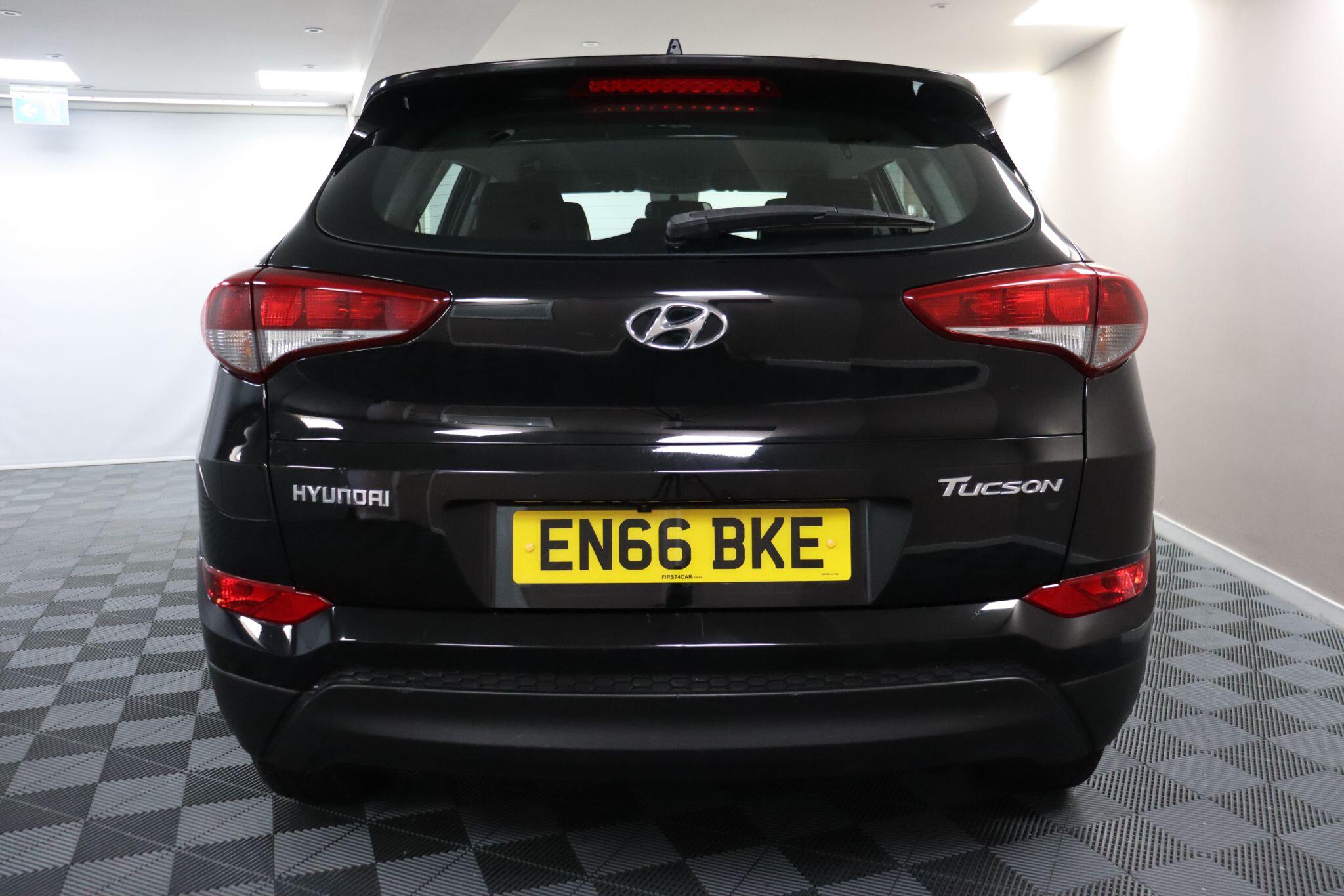 Hyundai Tucson view 8