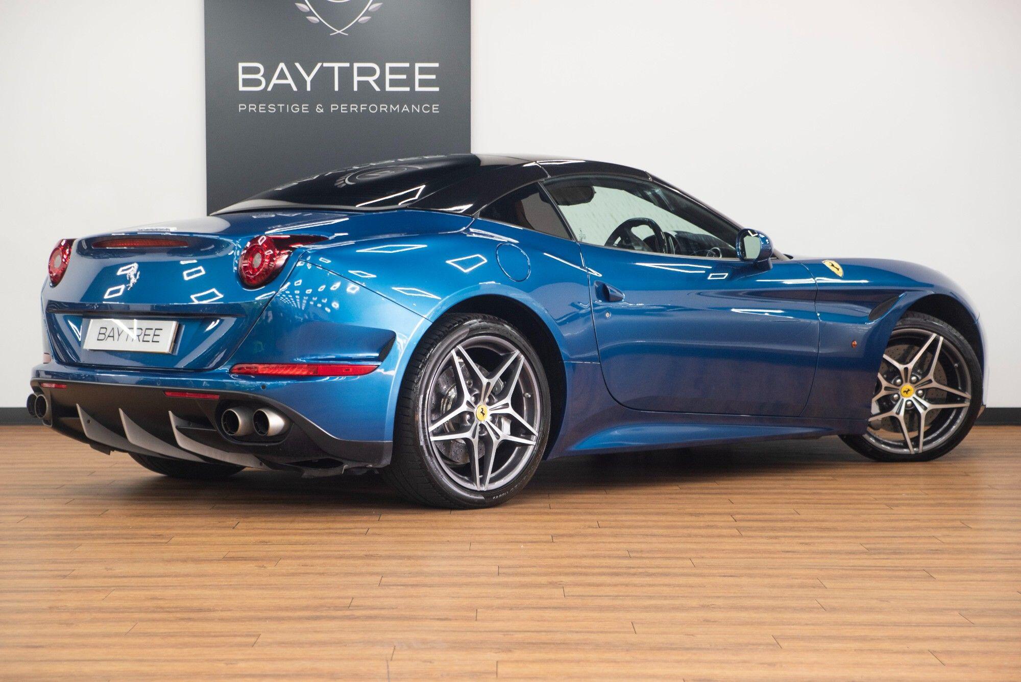 Ferrari California view 17