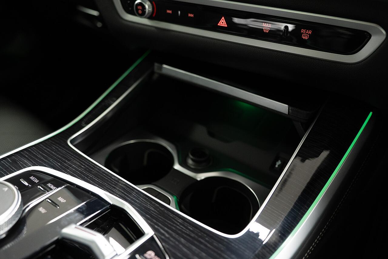 BMW X5 view 18